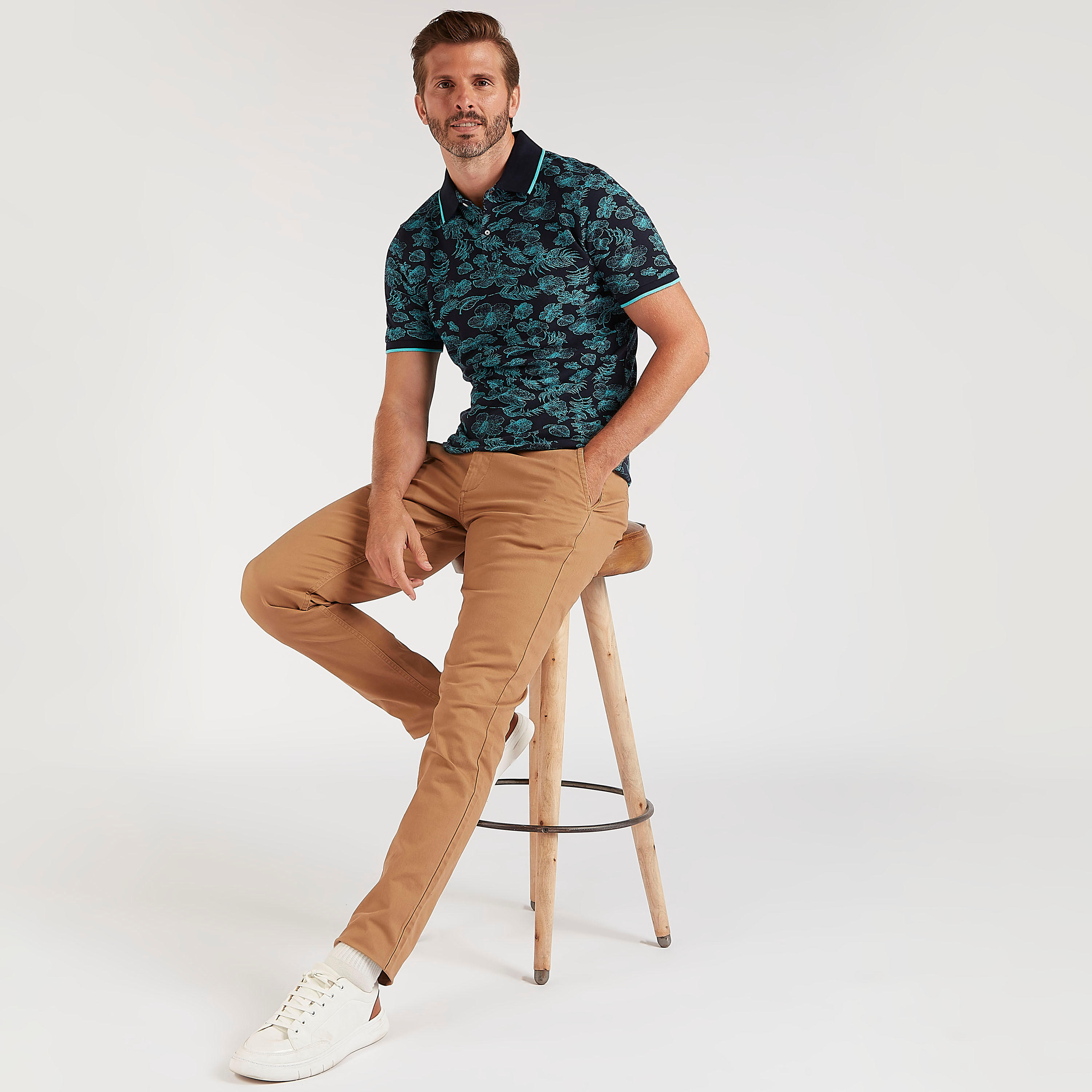 تيشيرت بولو بأكمام قصيرة وطبعات-men-clothing-tshirtsandpolos-polos-image-2