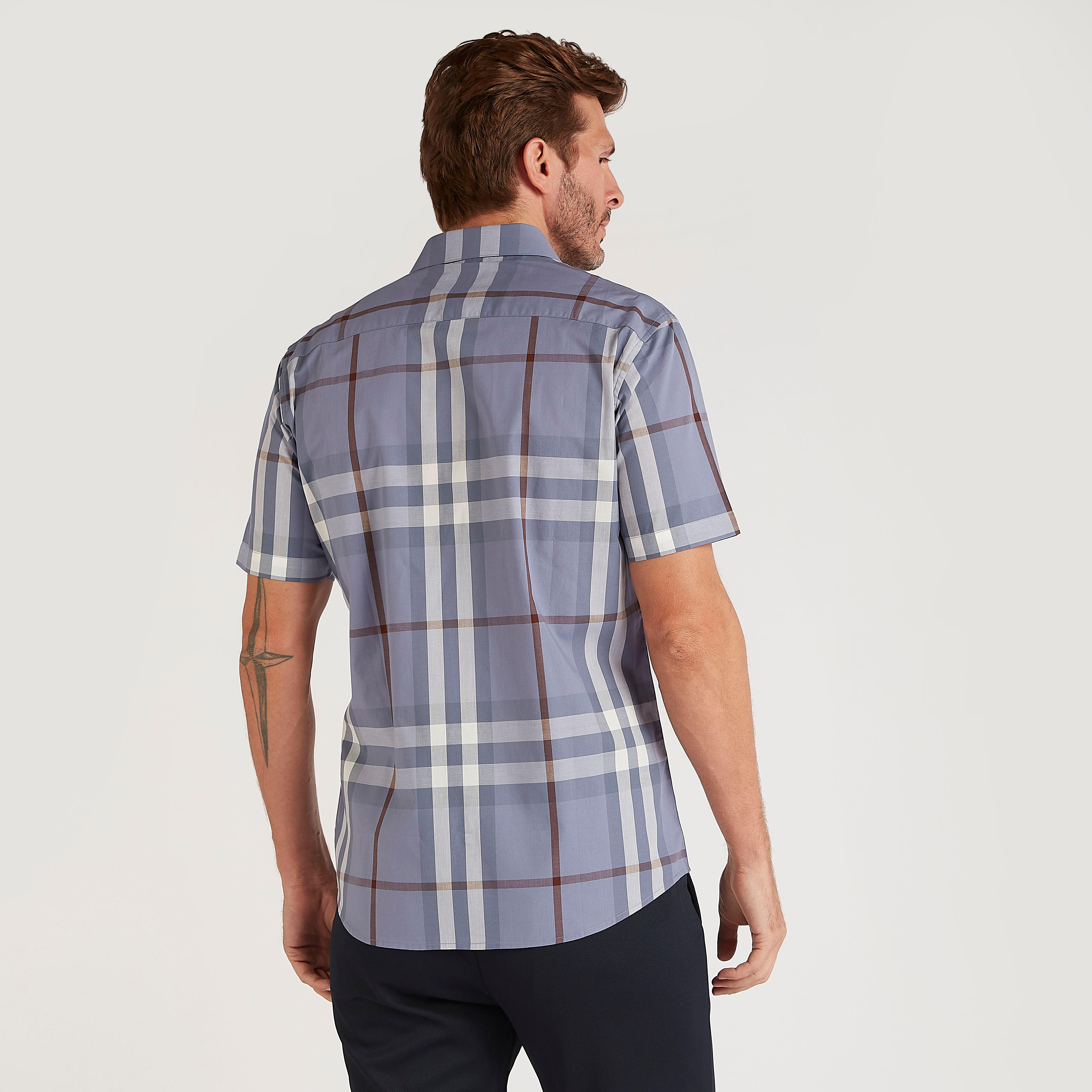 قميص سليم فيت كاروهات بأكمام قصيرة-men-clothing-shirts-image-4