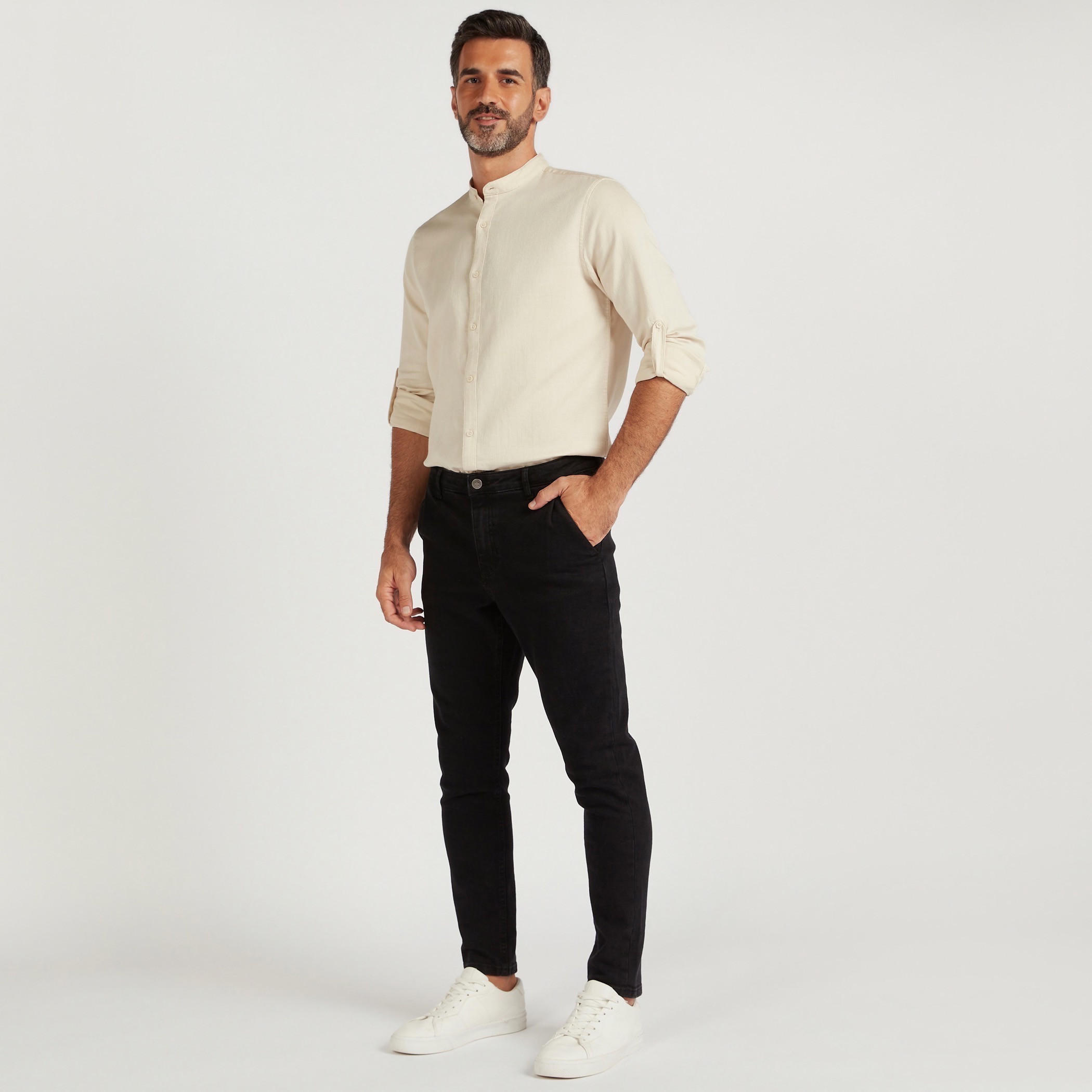 قميص بارز الملمس بياقة ماندارين وأكمام طويلة-men-clothing-shirts-image-2