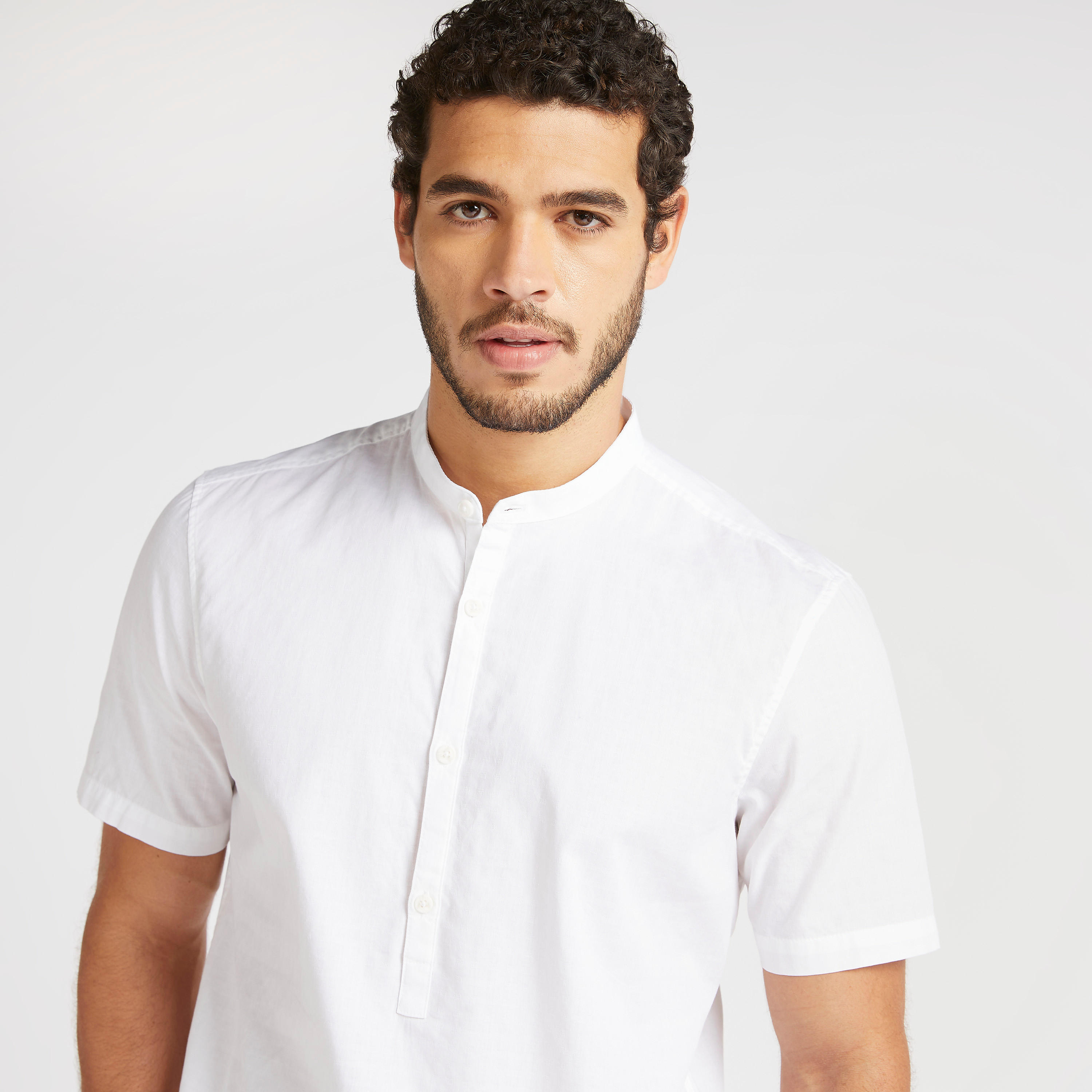قميص بارز الملمس بياقة ماندارين وأكمام قصيرة-men-clothing-shirts-image-3