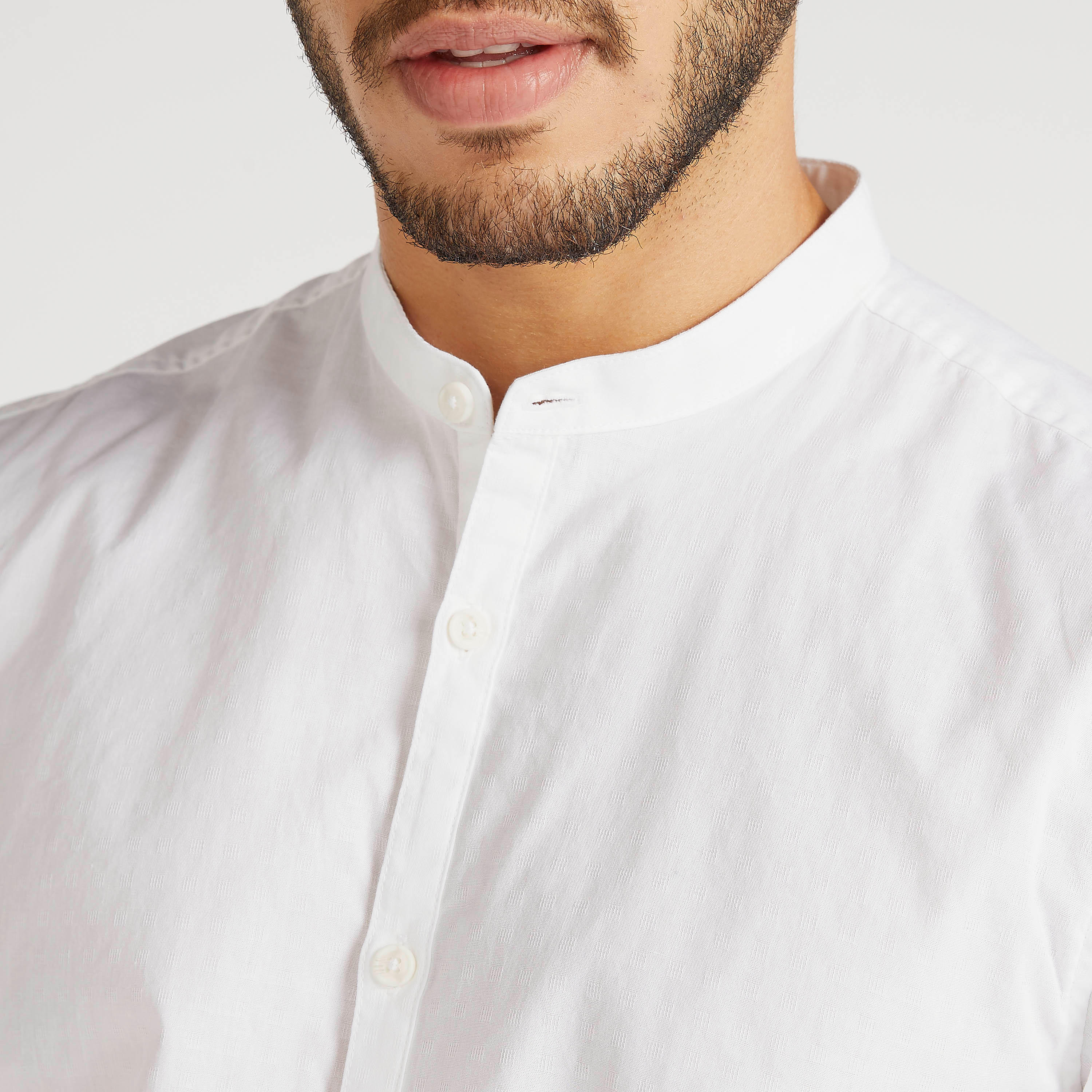 قميص بارز الملمس بياقة ماندارين وأكمام قصيرة-men-clothing-shirts-image-5