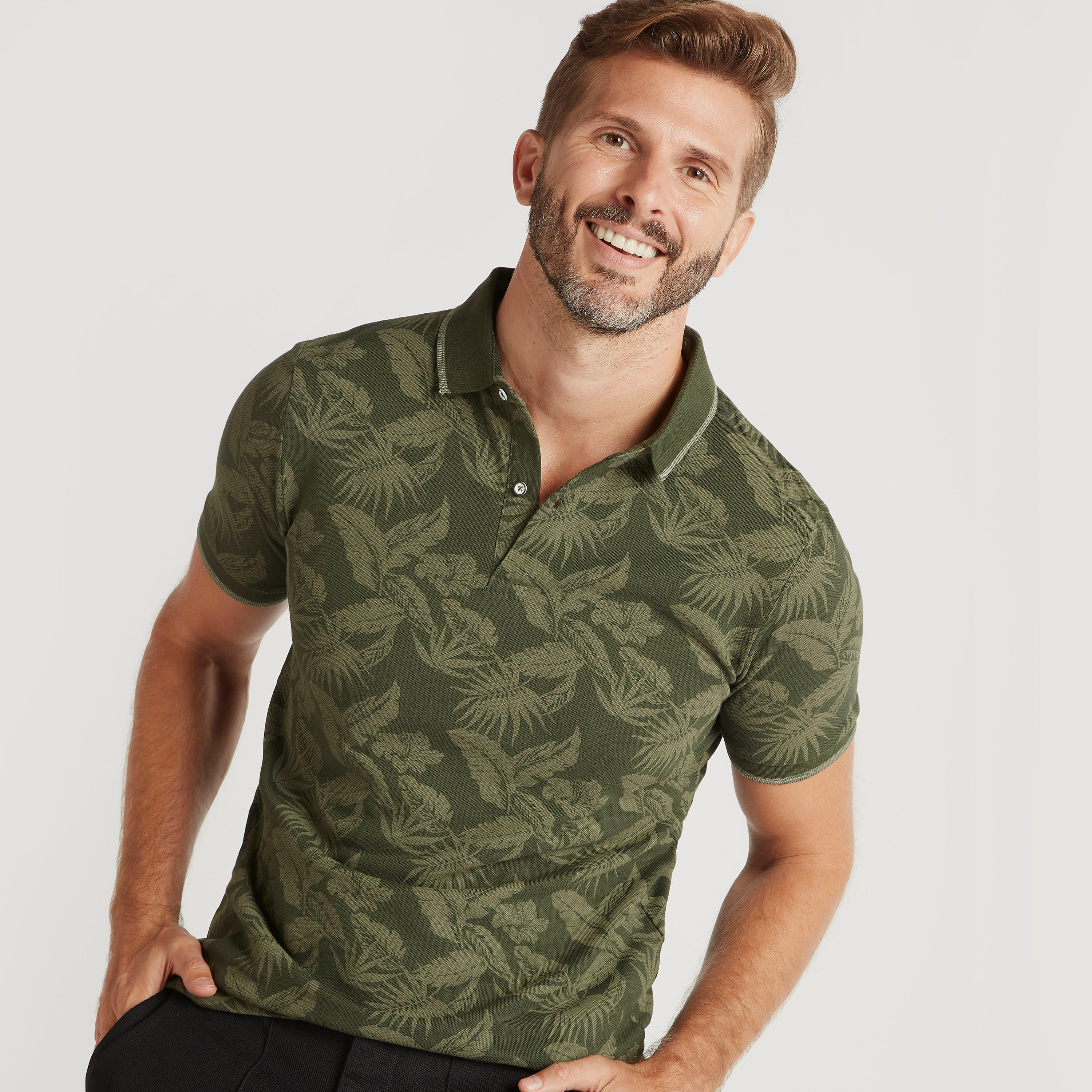 تيشيرت بولو بأكمام قصيرة وطبعات زهرية-men-clothing-tshirtsandpolos-polos-image-1