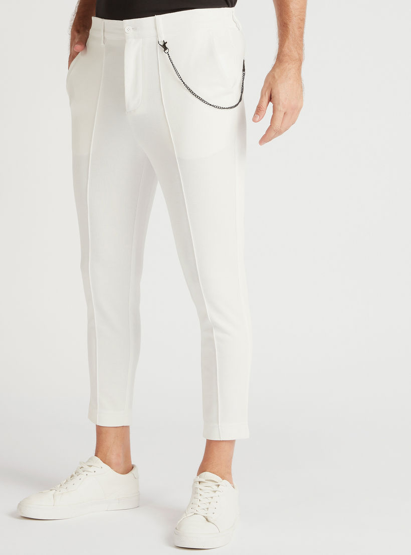 بنطلون شينو بارز الملمس بخصر مطاطي وزّينة سلسلة-men-clothing-bottoms-trousersandchinos-chinos-image-4