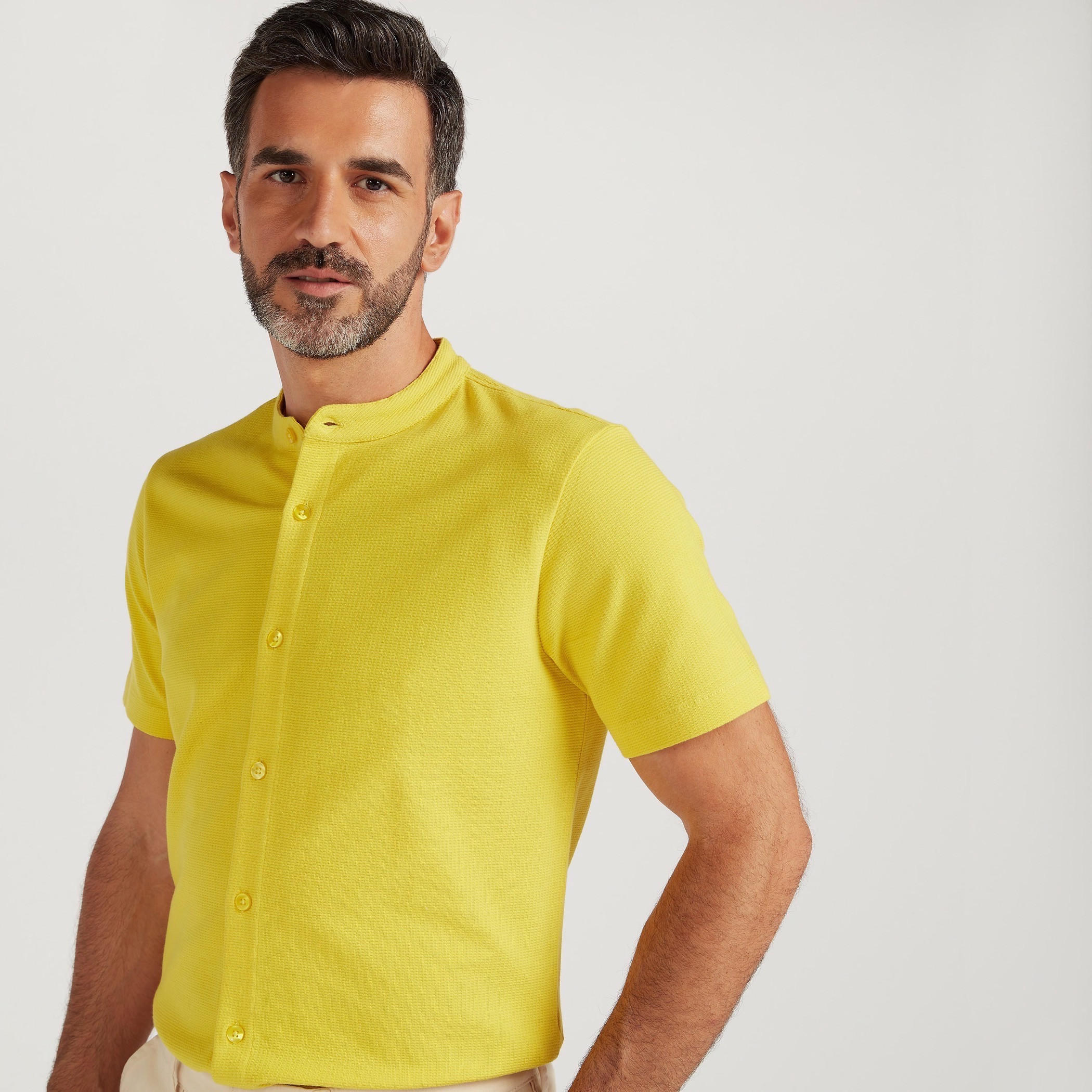 قميص بارز الملمس بياقة ماندرين وقصة سليم-men-clothing-shirts-image-2