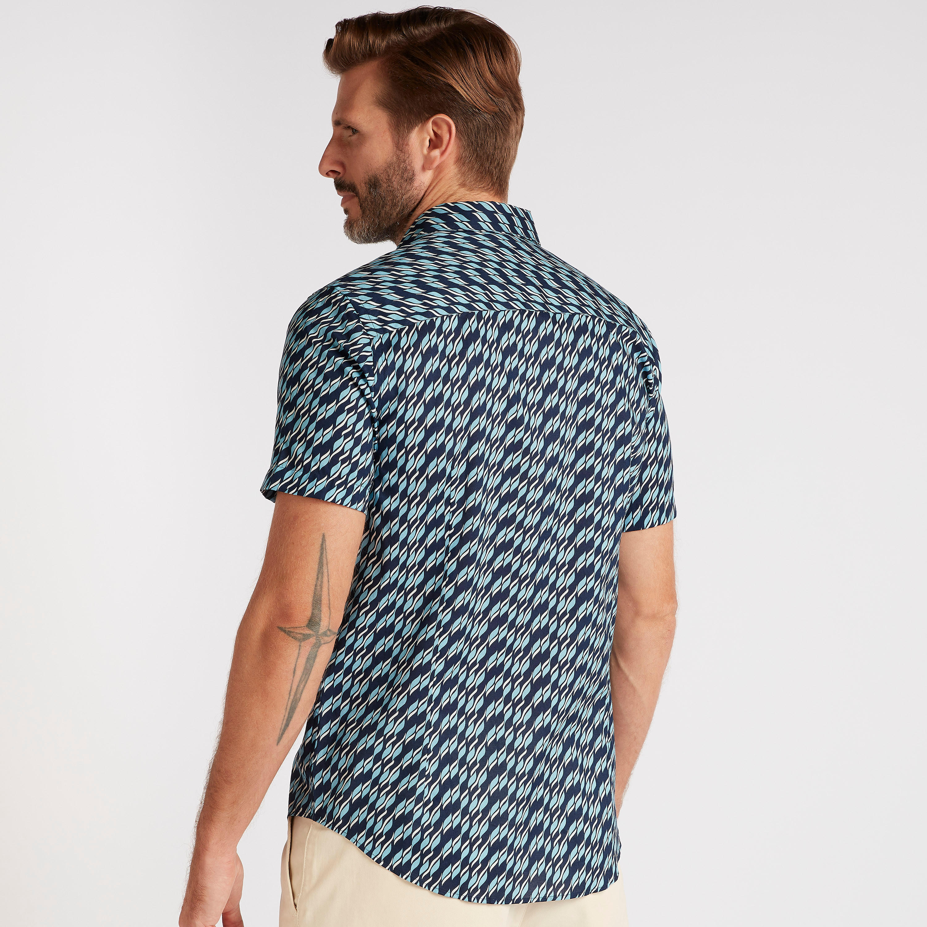 قميص سليم فيت بطبعات وأكمام قصيرة-men-clothing-shirts-image-4