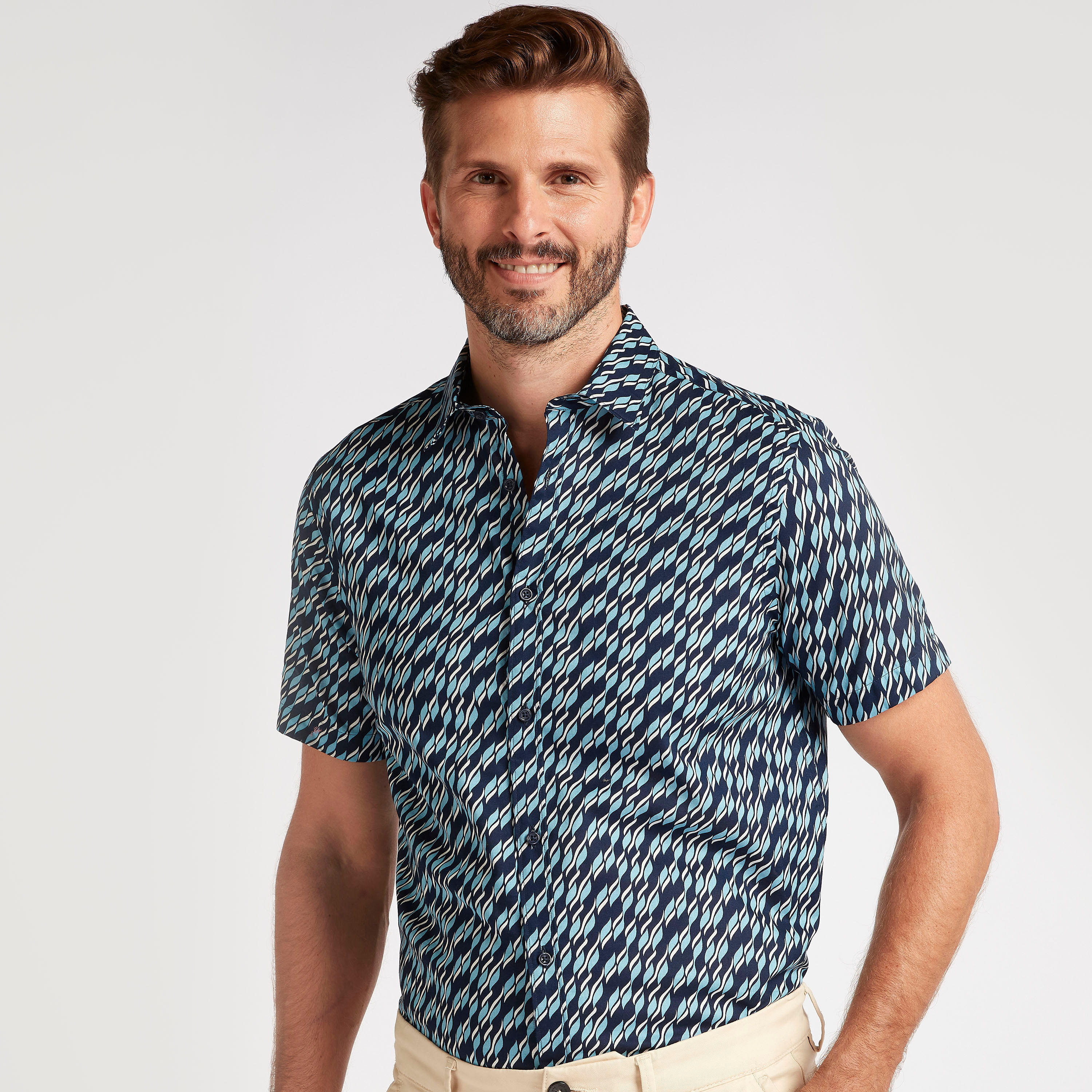 قميص سليم فيت بطبعات وأكمام قصيرة-men-clothing-shirts-image-5