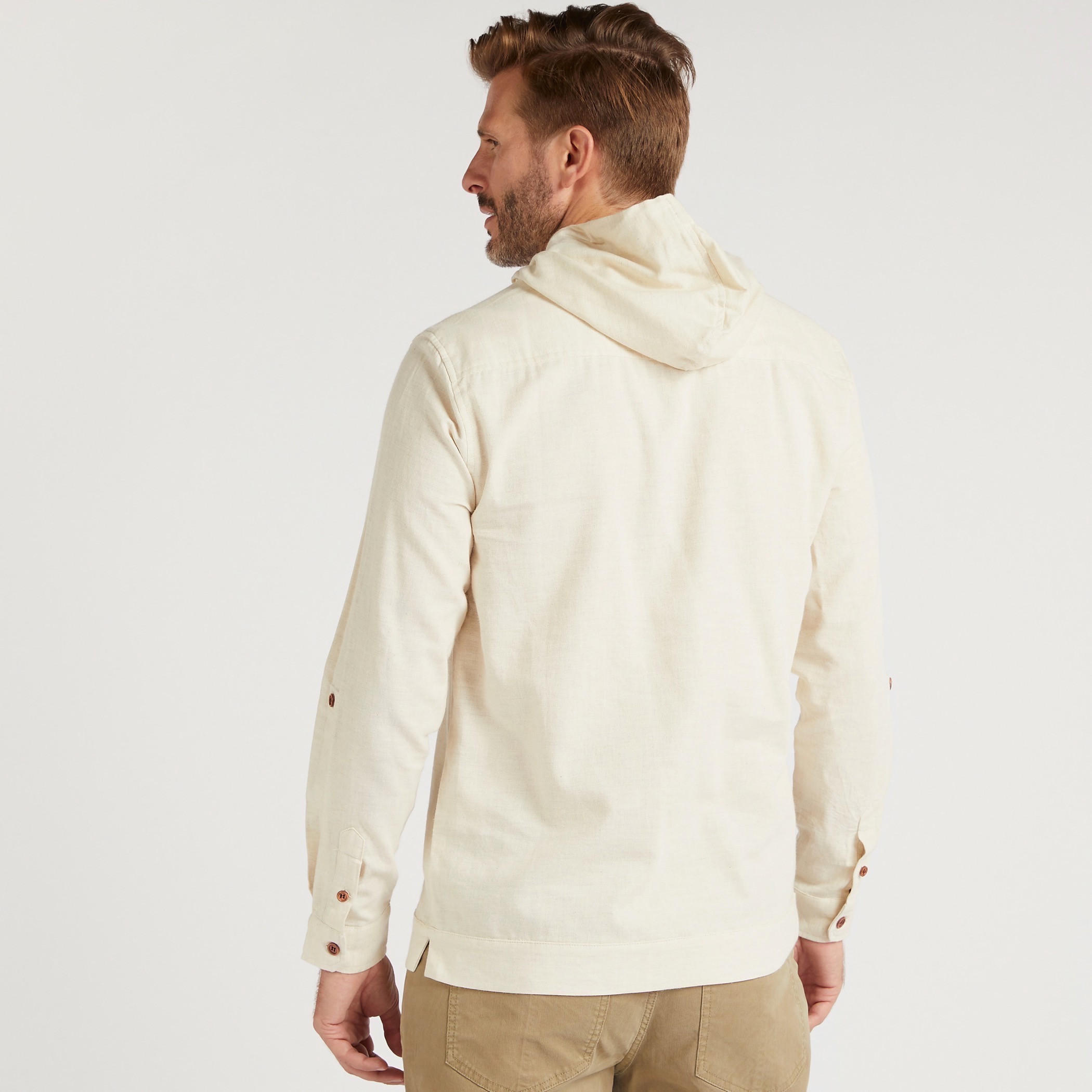 قميص سادة بقبّعة وأكمام طويلة-men-clothing-shirts-image-2
