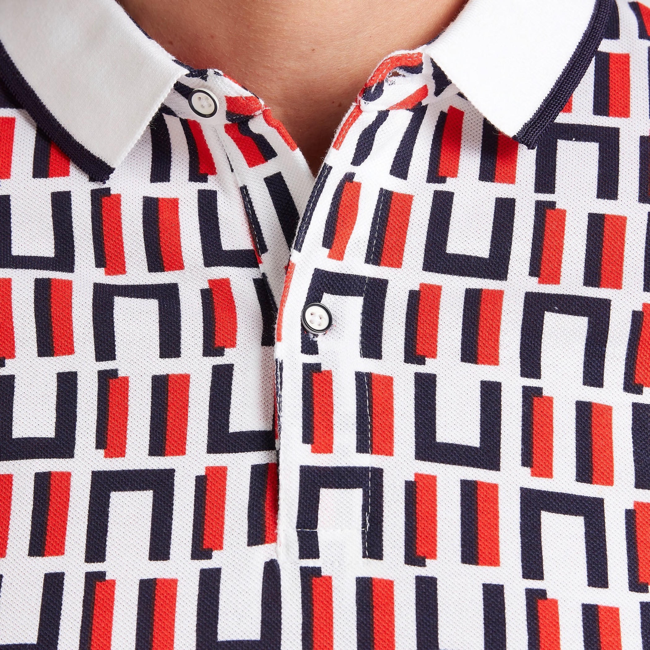 تيشيرت بولو بأكمام قصيرة وتفاصيل خيوط بارزة وطبعات-men-clothing-tshirtsandpolos-polos-image-3