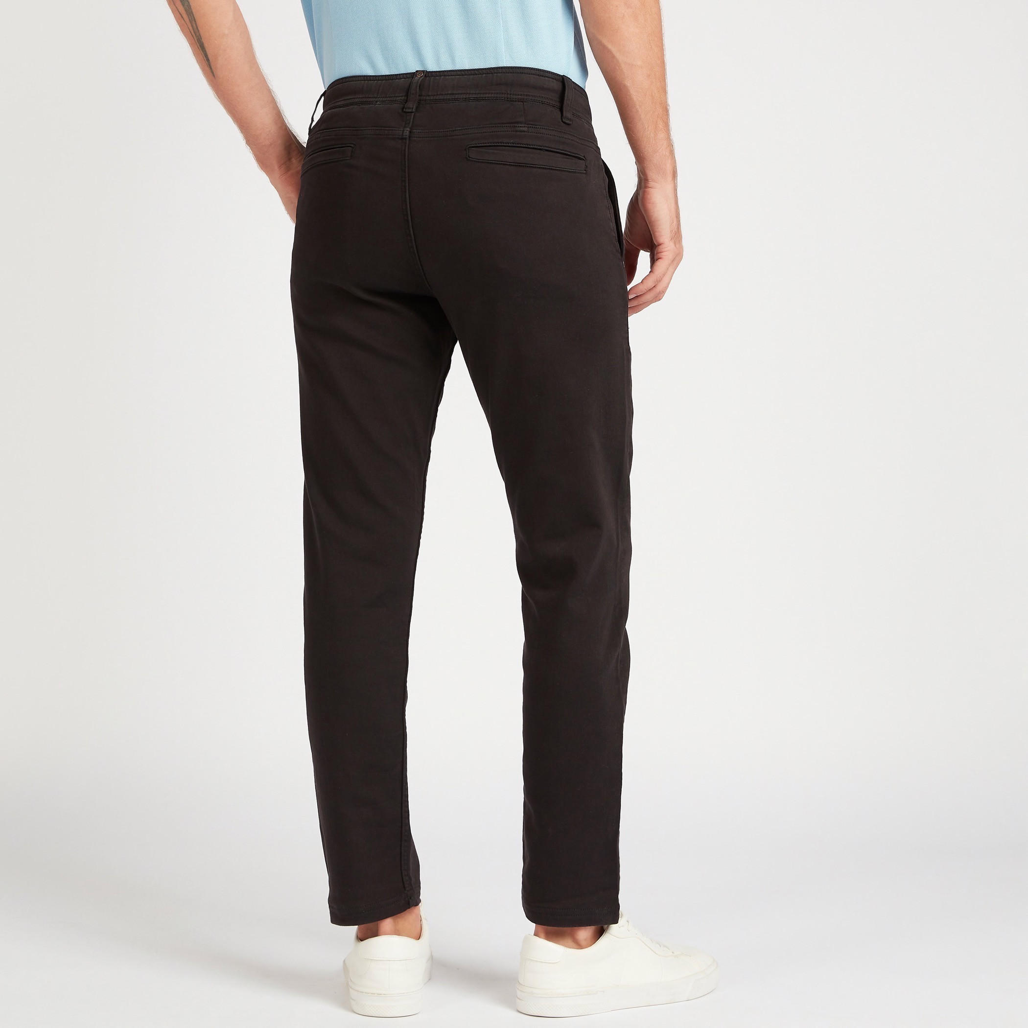 بنطلون سادة سليم فيت بخصر متوسّط الارتفاع وزر إغلاق-men-clothing-bottoms-trousersandchinos-trousers-image-1