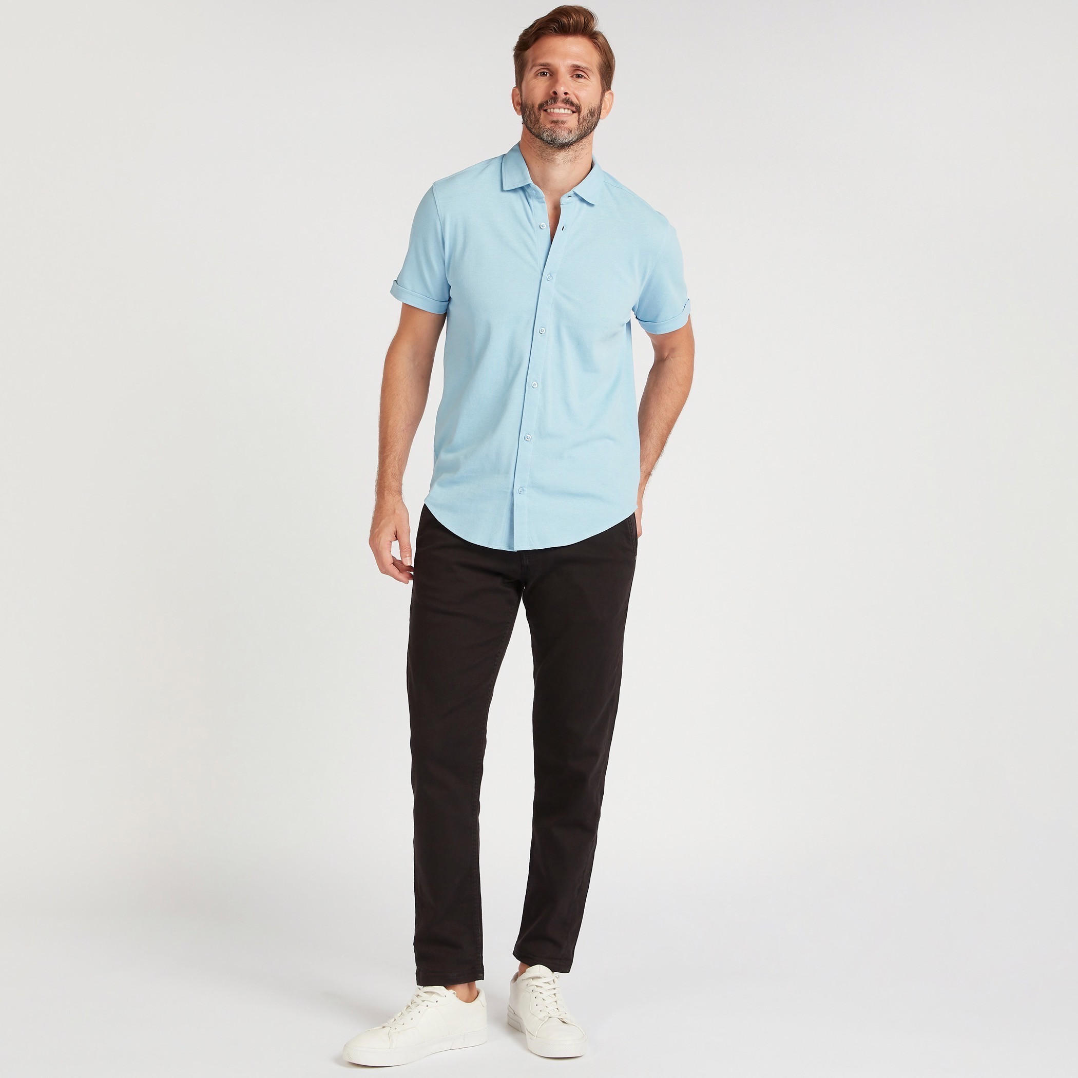 قميص سادة بأكمام قصيرة وأزرار إغلاق-men-clothing-shirts-image-4