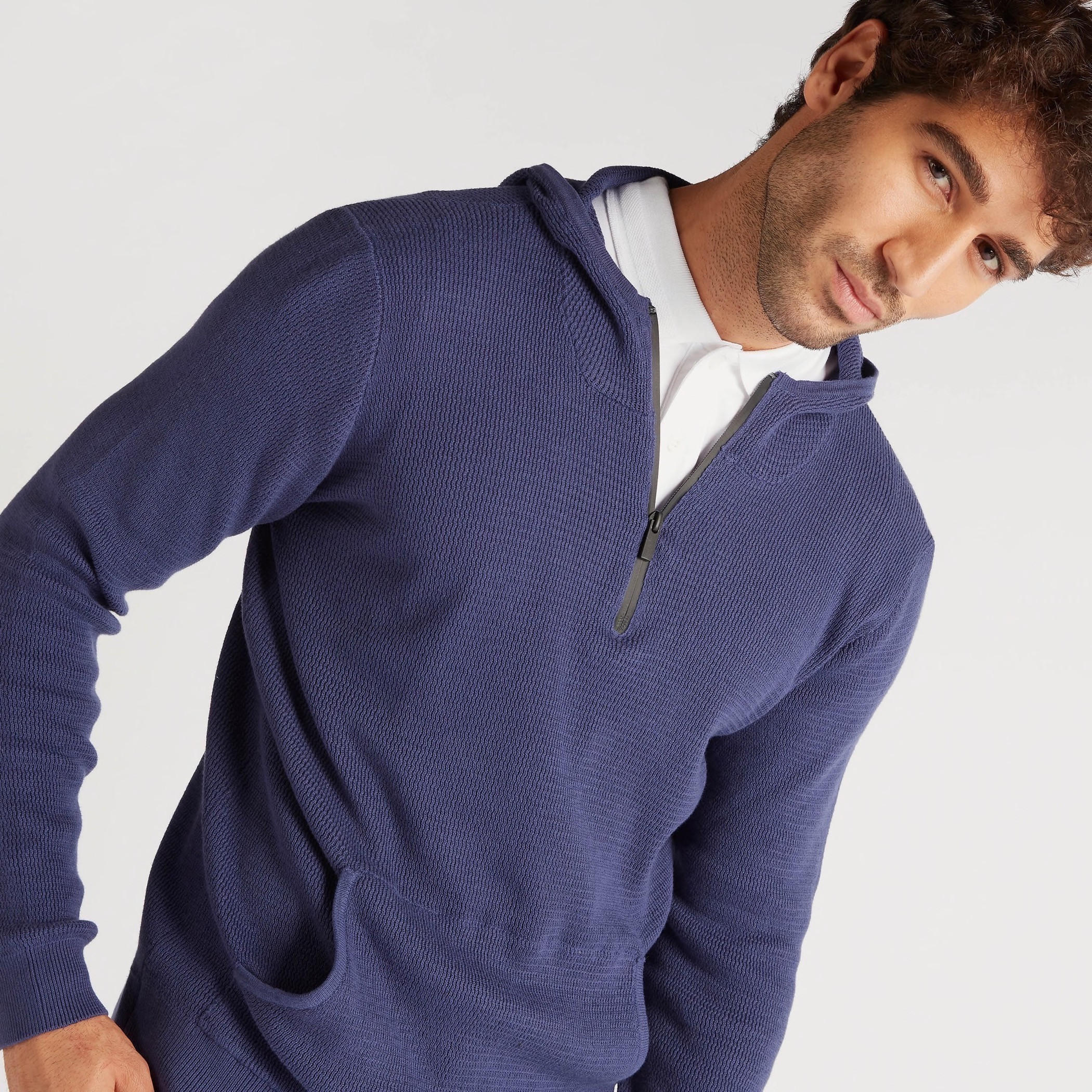 كنزة بارزة الملمس بقبّعة وأكمام طويلة-men-clothing-sweatersandpullovers-image-3