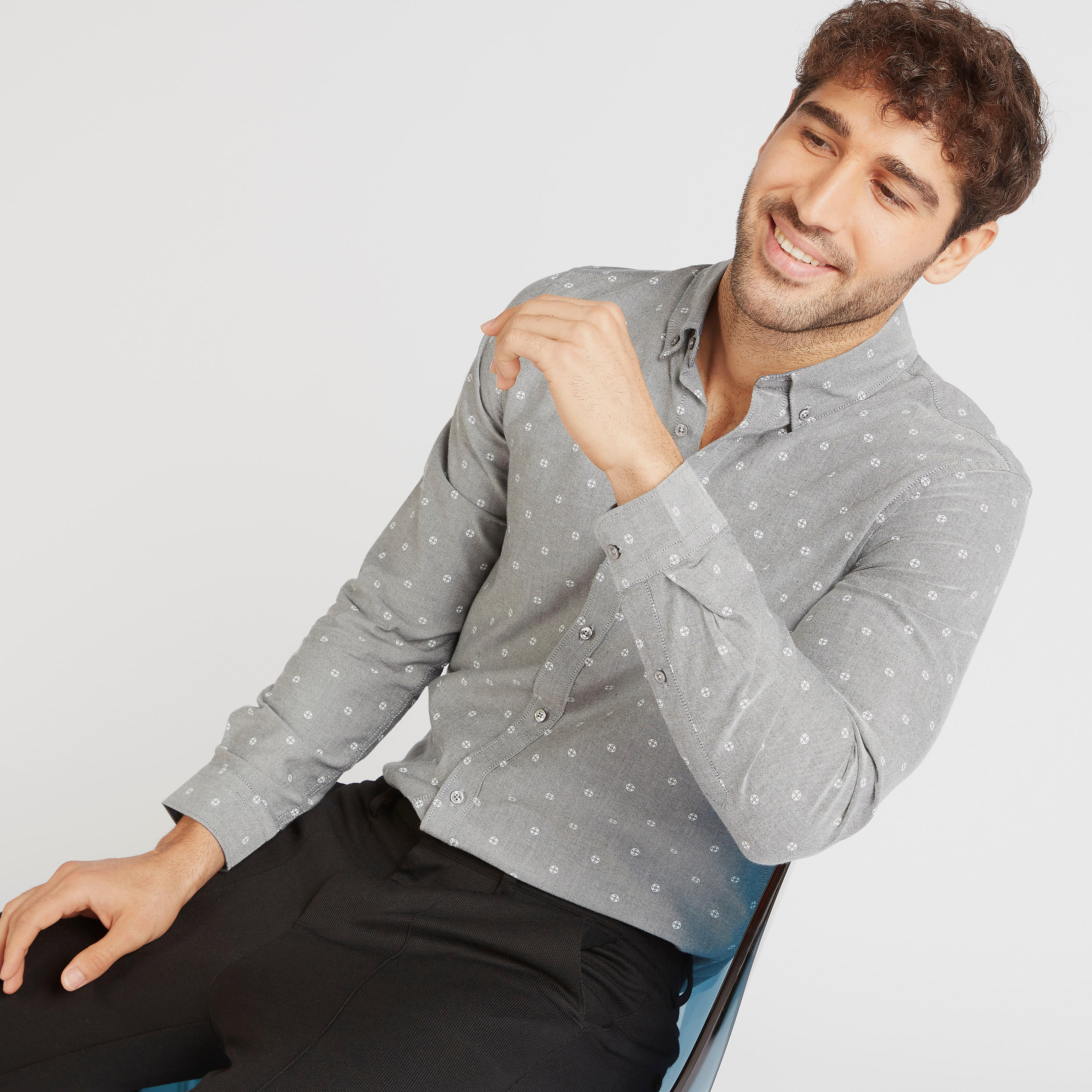 قميص أوكسفورد بأكمام طويلة وطبعات-men-clothing-shirts-image-1