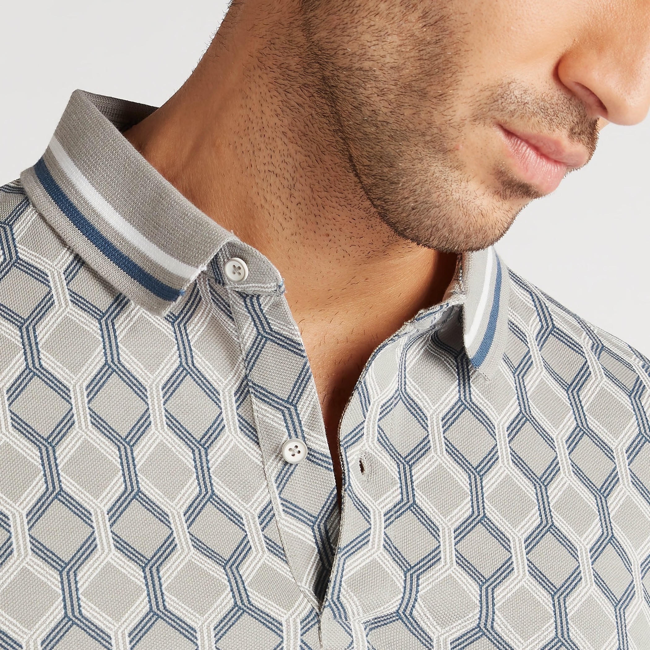 تيشيرت بولو بطبعات وأكمام قصيرة-men-clothing-tshirtsandpolos-polos-image-1