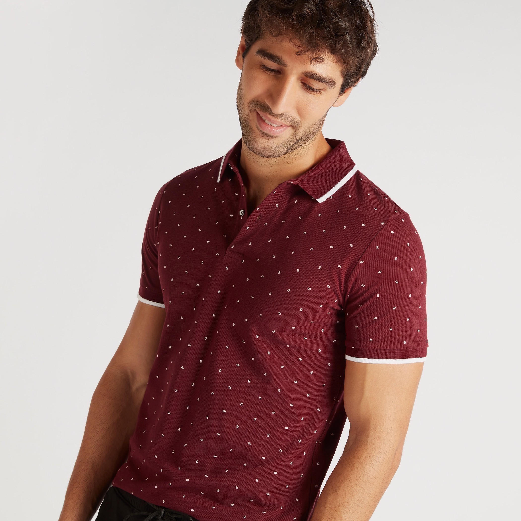 تيشيرت بولو بأكمام قصيرة وطبعات-men-clothing-tshirtsandpolos-polos-image-3