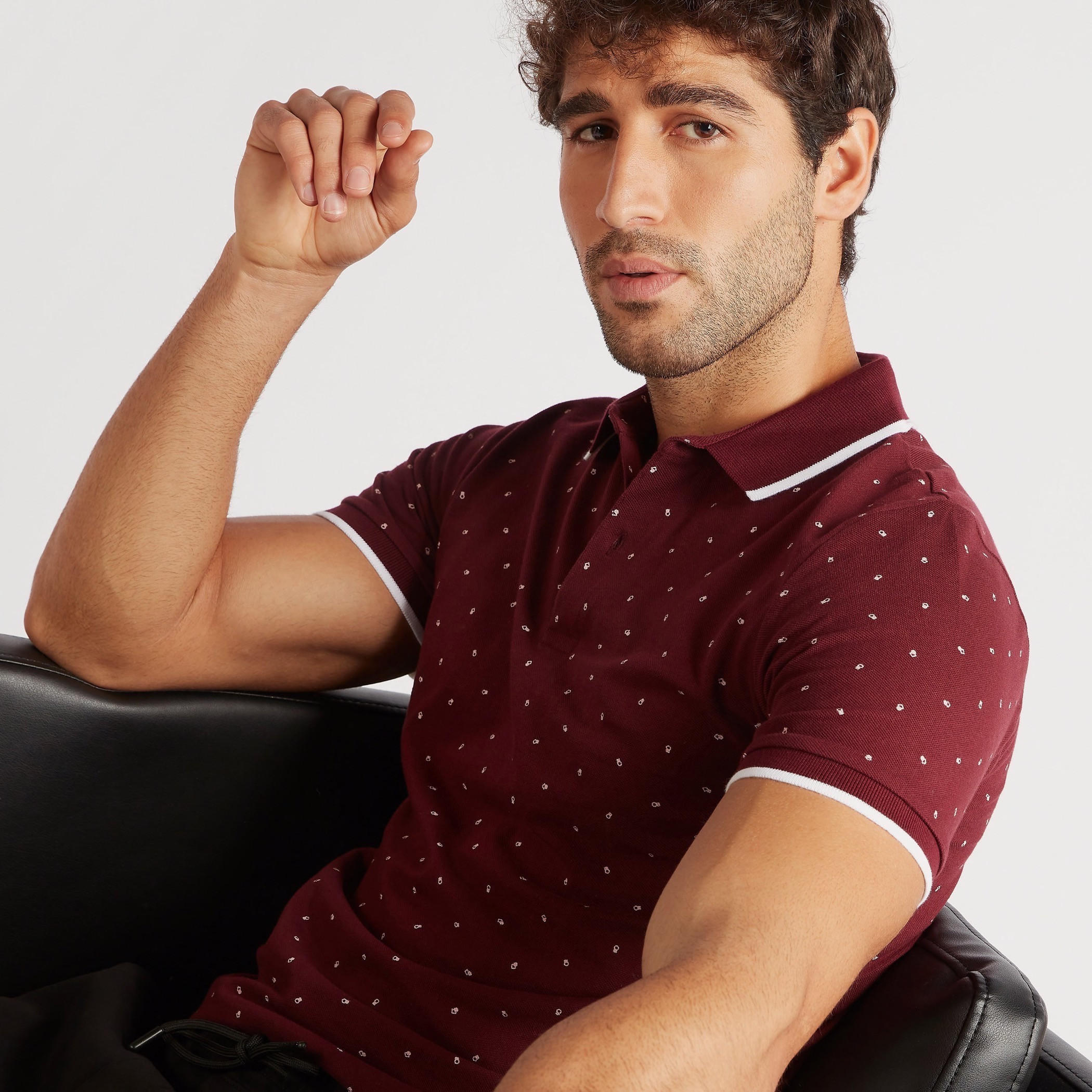 تيشيرت بولو بأكمام قصيرة وطبعات-men-clothing-tshirtsandpolos-polos-image-4