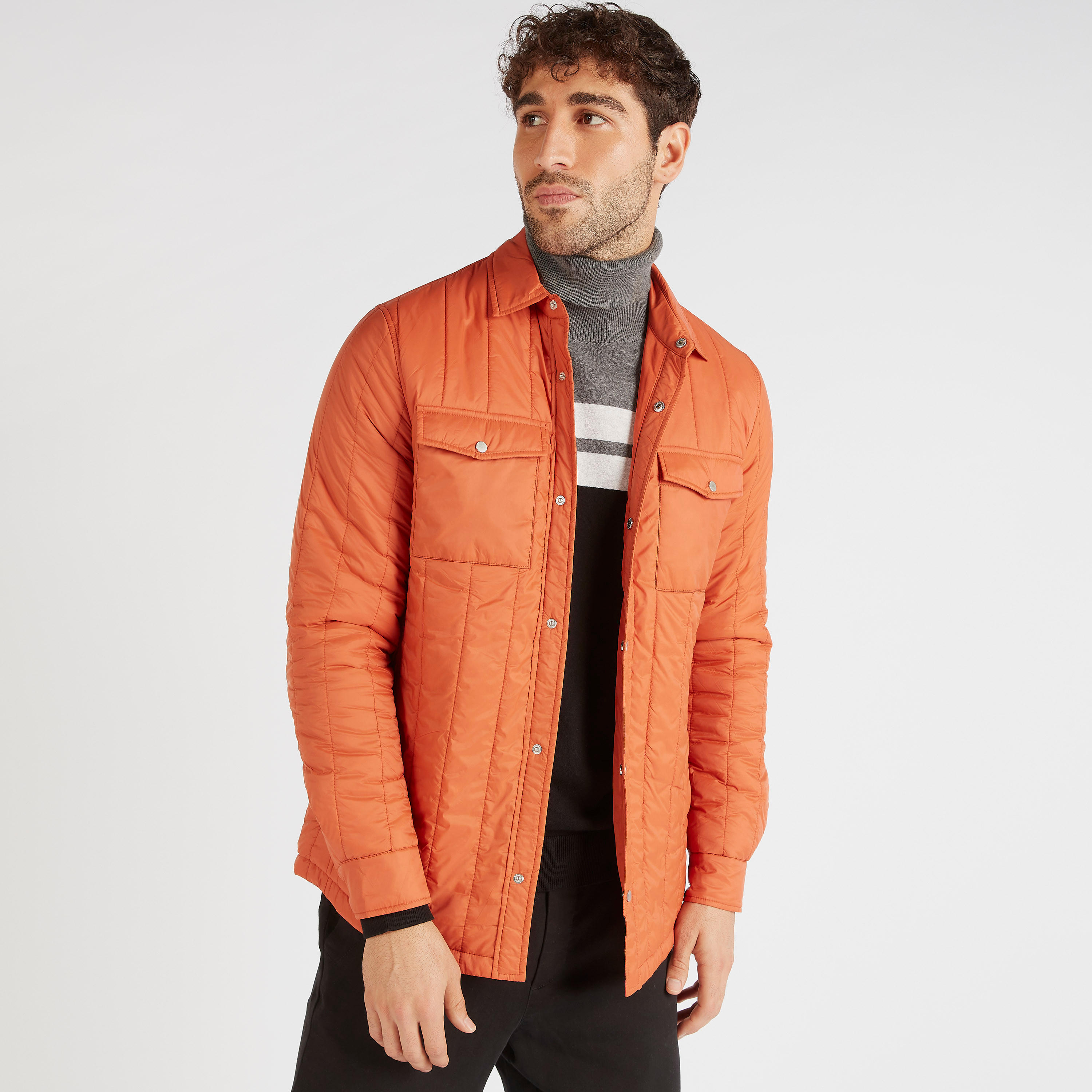 جاكيت خفيف مبطّن بأكمام طويلة وجيوب-men-clothing-jacketsandblazers-jackets-image-5