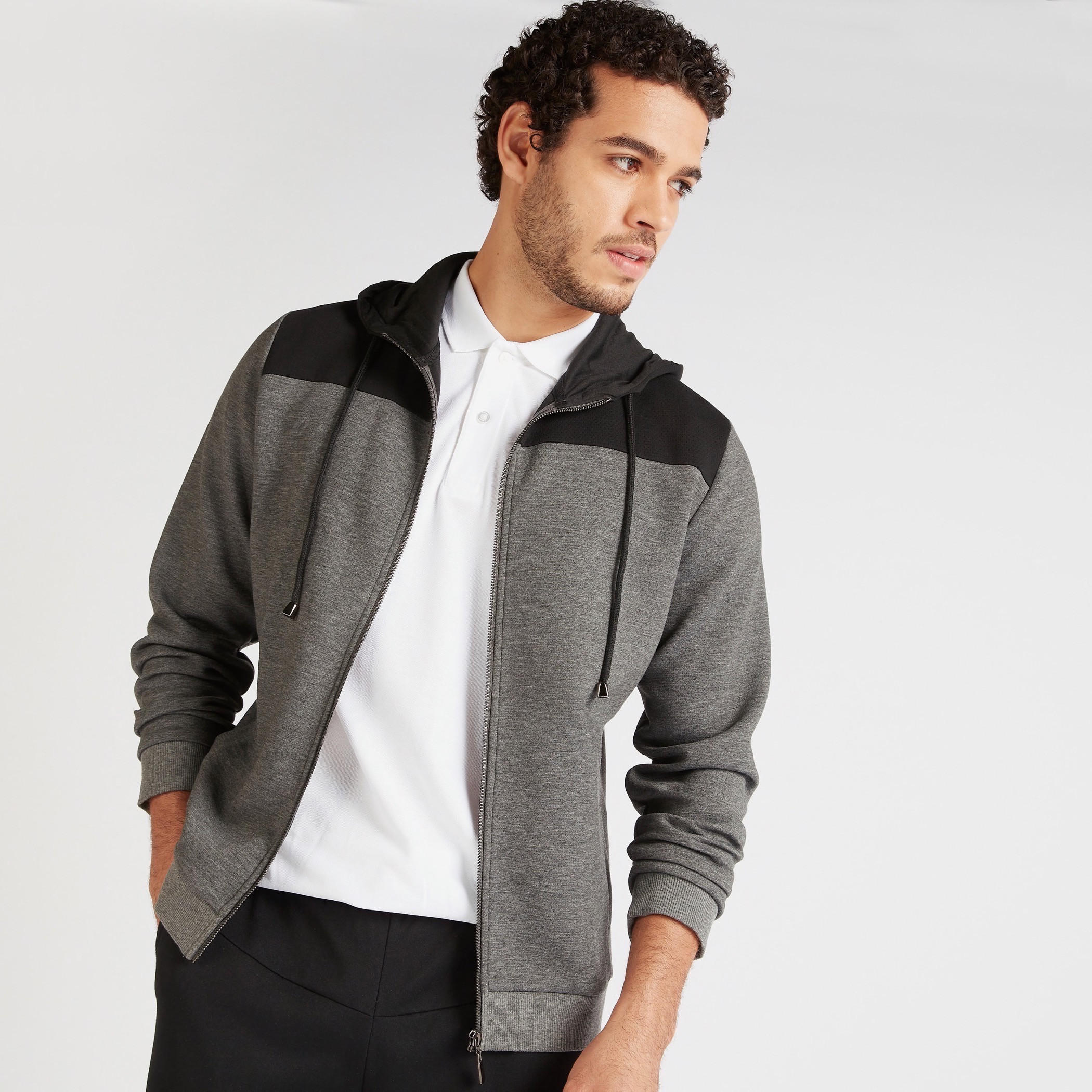 Solid Zip Through Hoodie with Side Pockets and Long Sleeves-men-winterwear-hoodiesandsweatshirts-image-5