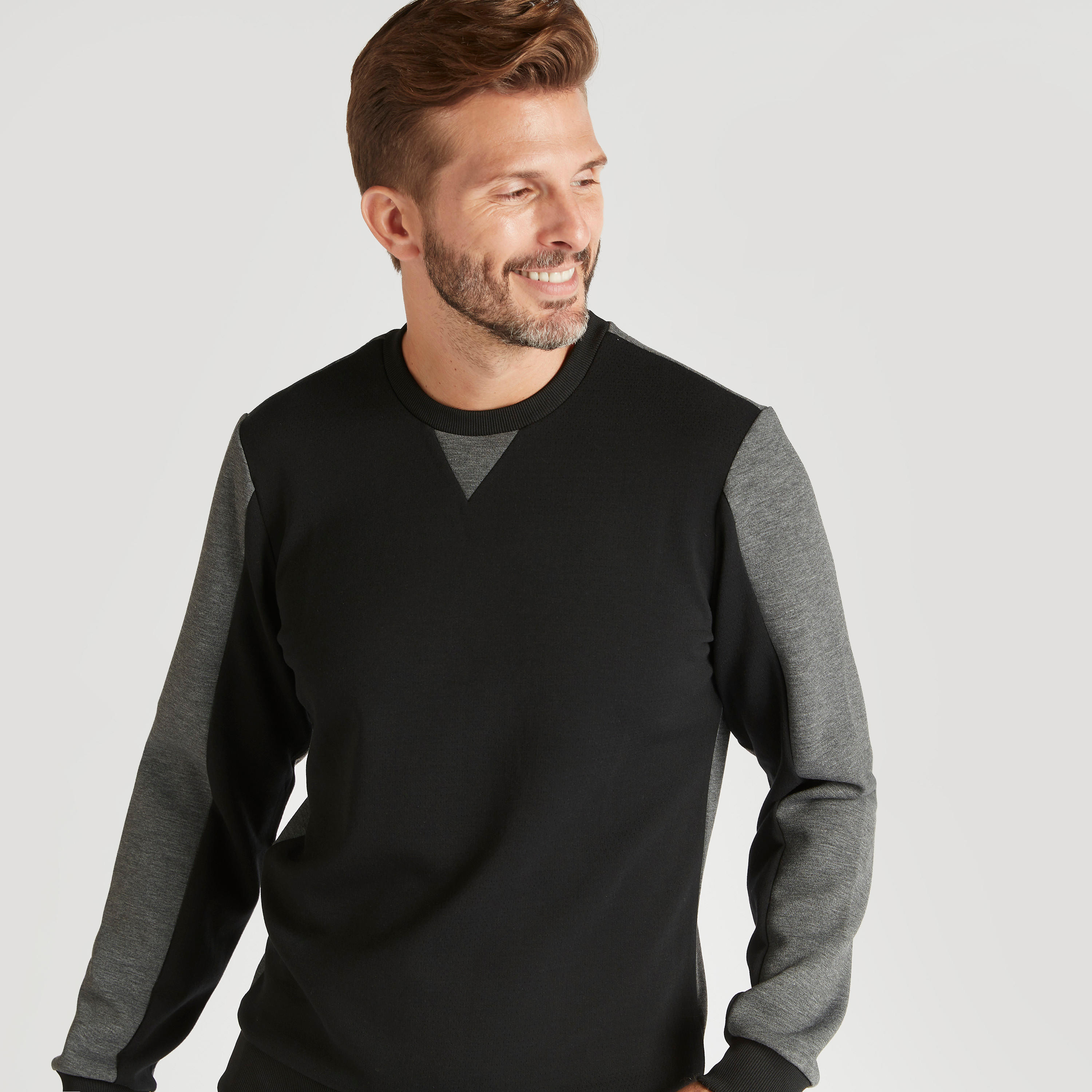 سويت شيرت قوالب ملوّنة بياقة ضيقة وأكمام طويلة-men-winterwear-hoodiesandsweatshirts-image-7