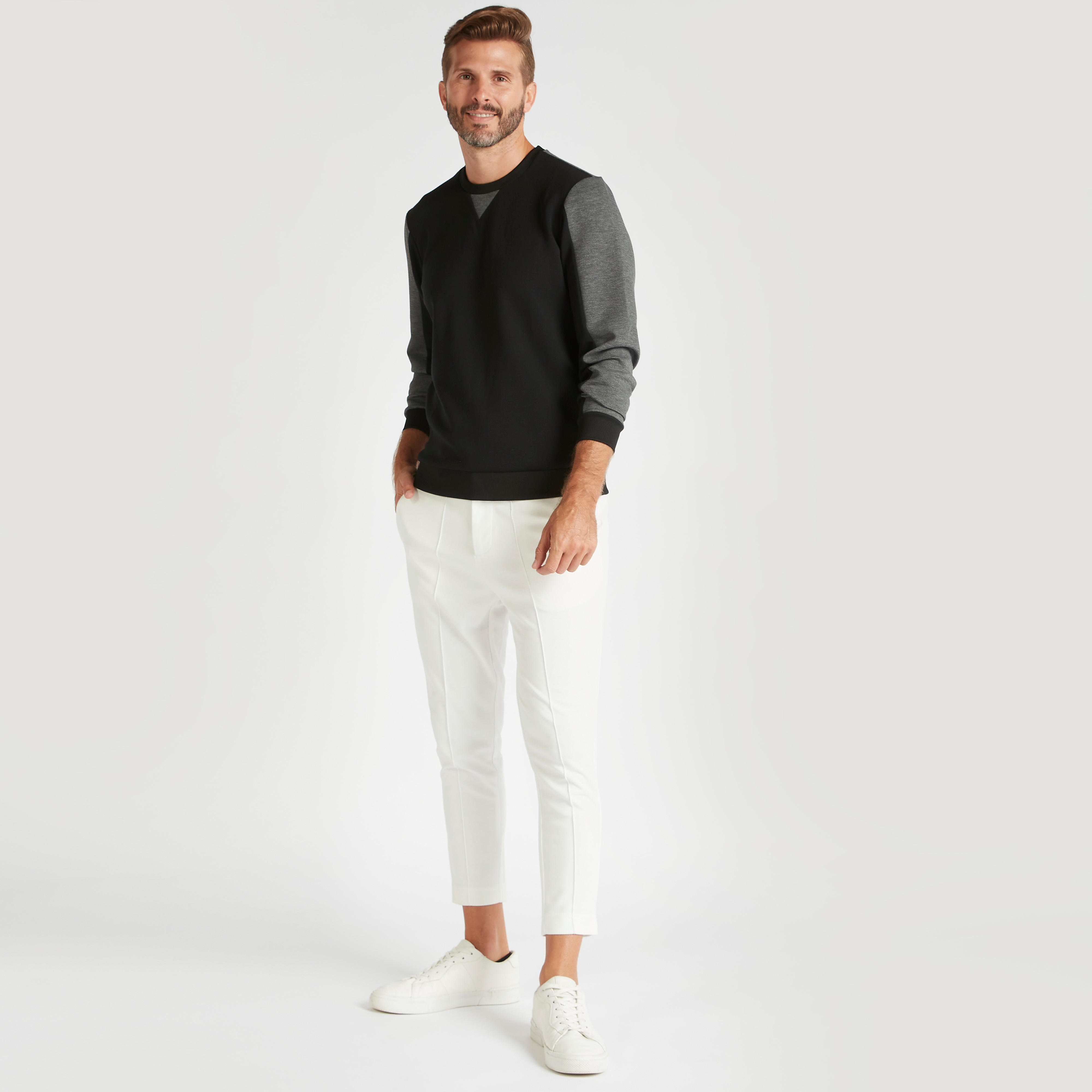 سويت شيرت قوالب ملوّنة بياقة ضيقة وأكمام طويلة-men-winterwear-hoodiesandsweatshirts-image-1