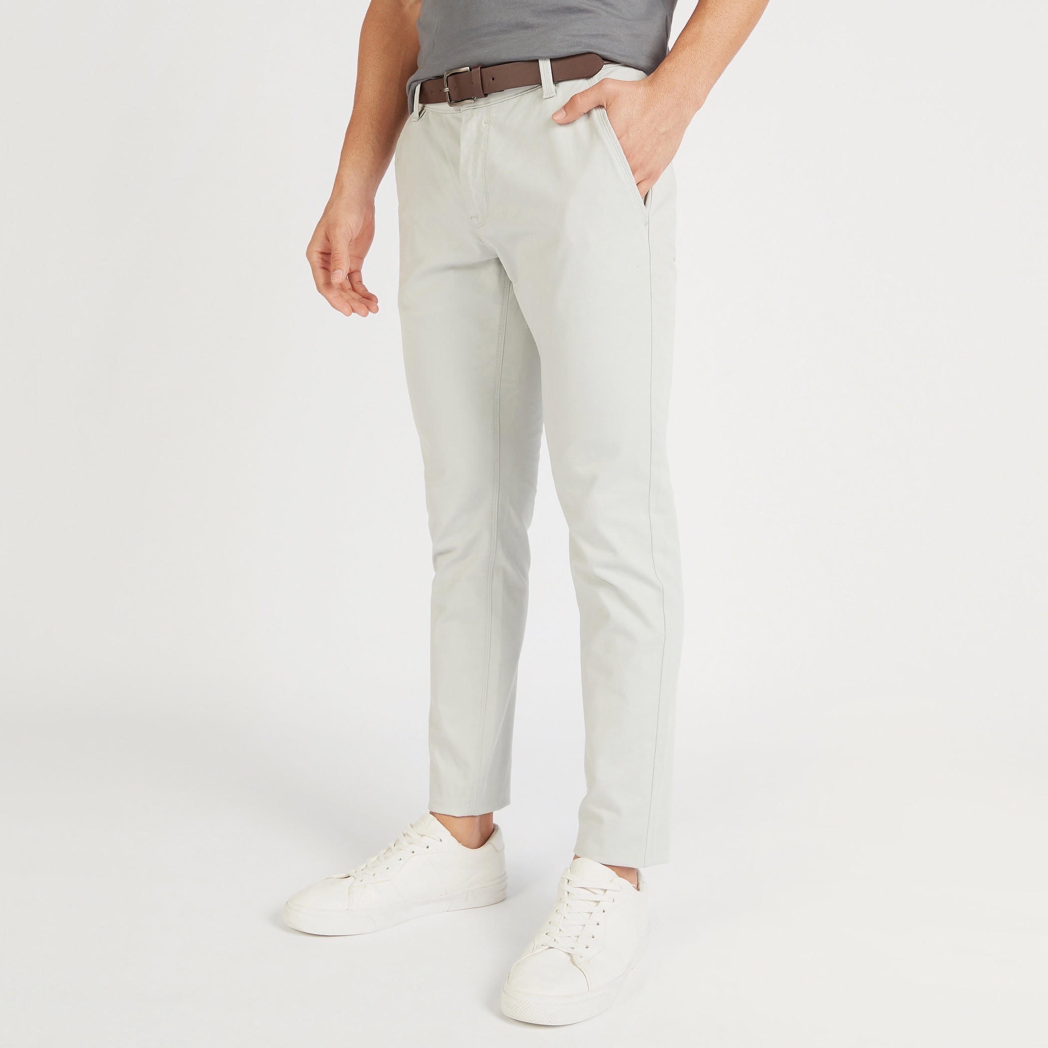 بنطلون شينو سادة بزر إغلاق وحزام-men-clothing-bottoms-trousersandchinos-chinos-image-3