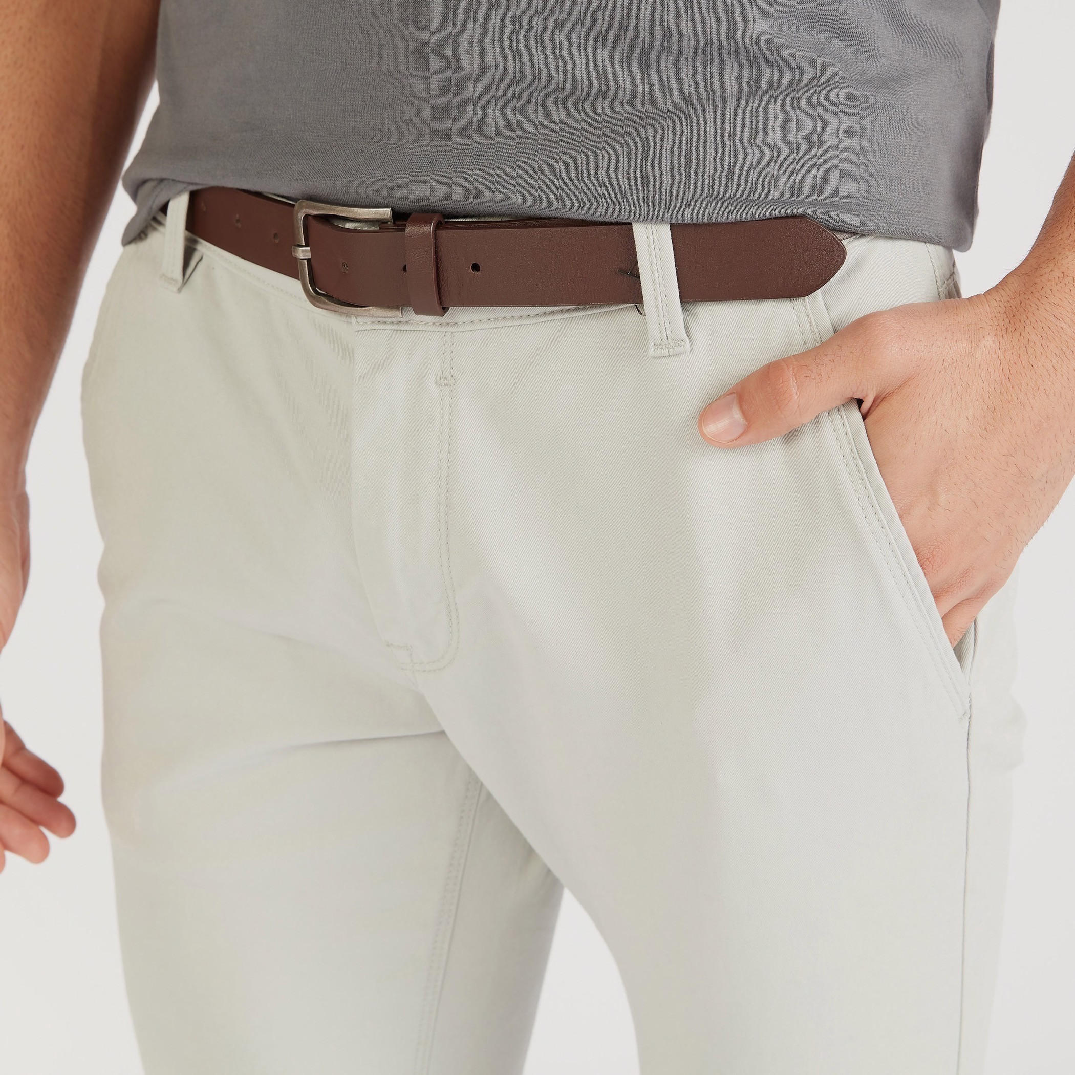 بنطلون شينو سادة بزر إغلاق وحزام-men-clothing-bottoms-trousersandchinos-chinos-image-2