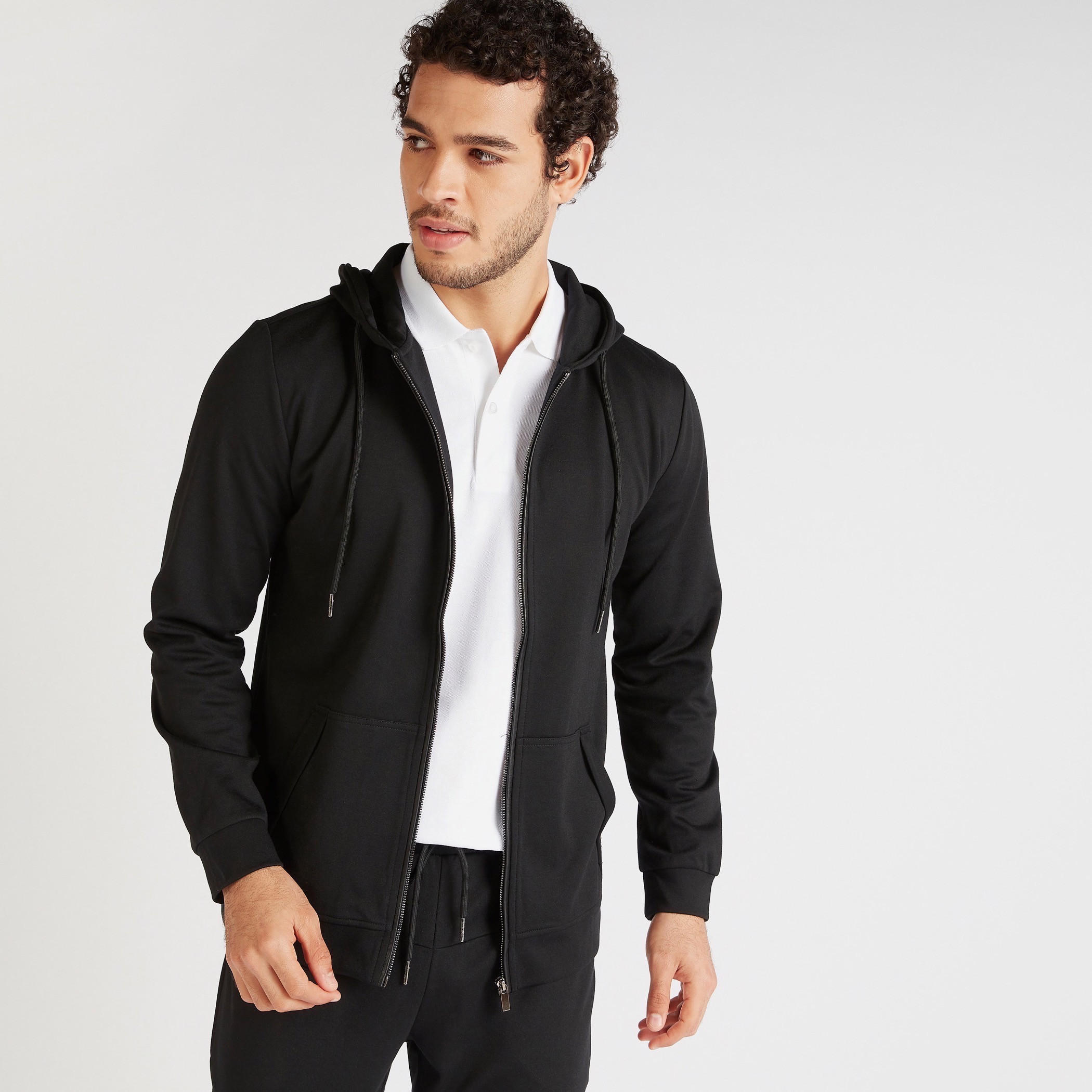 هودي سادة بسحّاب وأكمام طويلة وجيوب-men-winterwear-hoodiesandsweatshirts-image-6