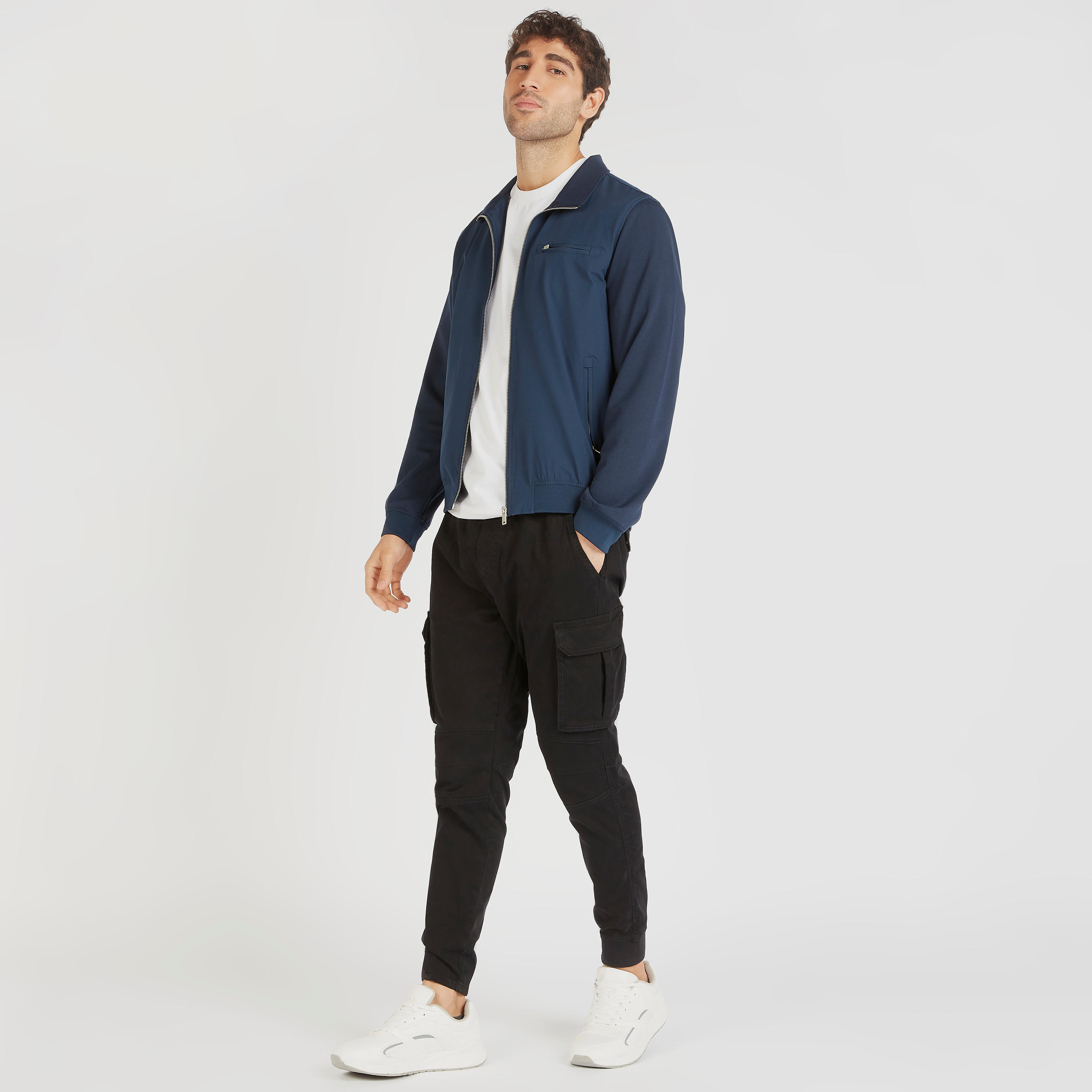 جاكيت خفيف سادة بسحاب وجيوب-men-clothing-jacketsandblazers-jackets-image-9