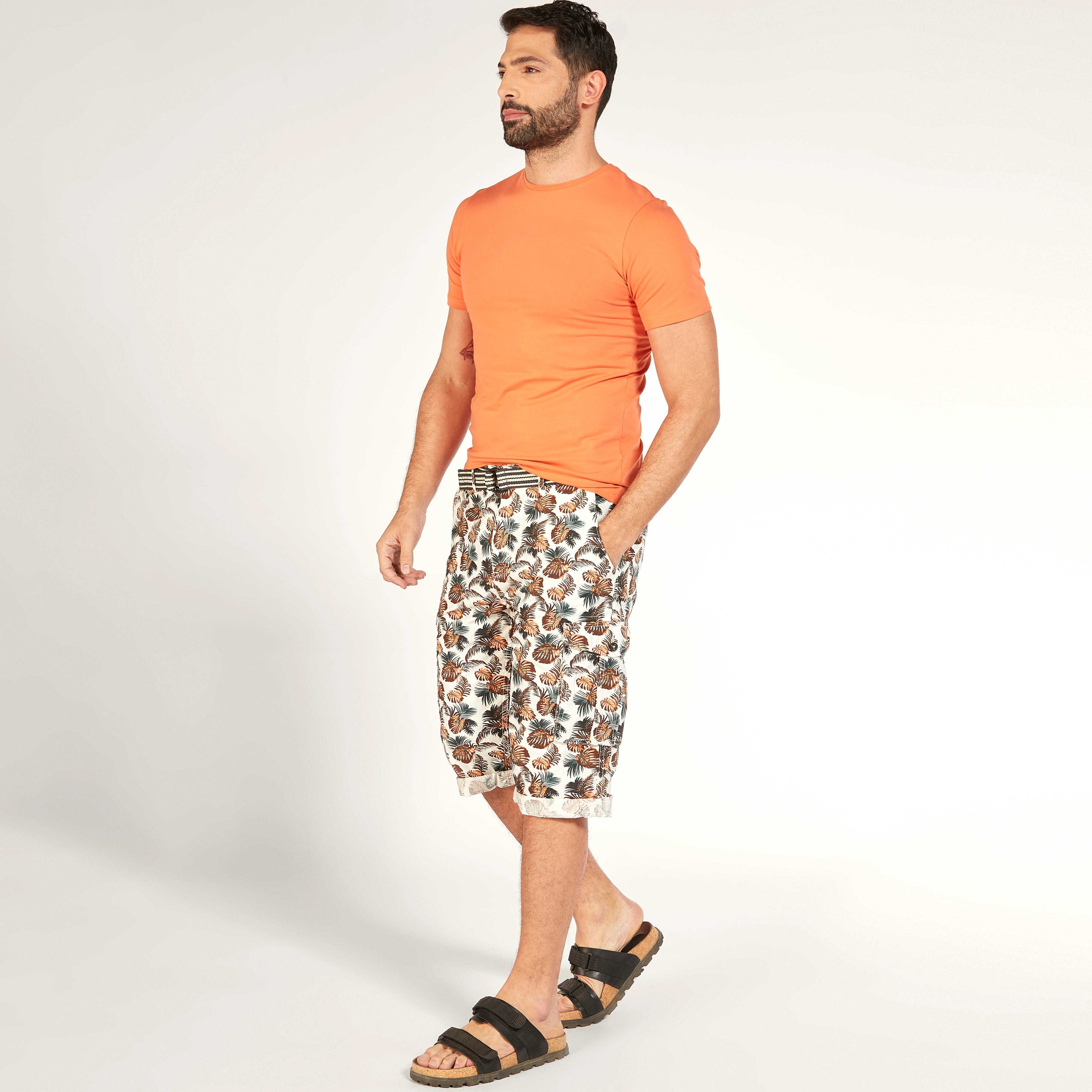 شورت كارجو بجيوب وحزام وطبعات-men-clothing-bottoms-shorts-image-2