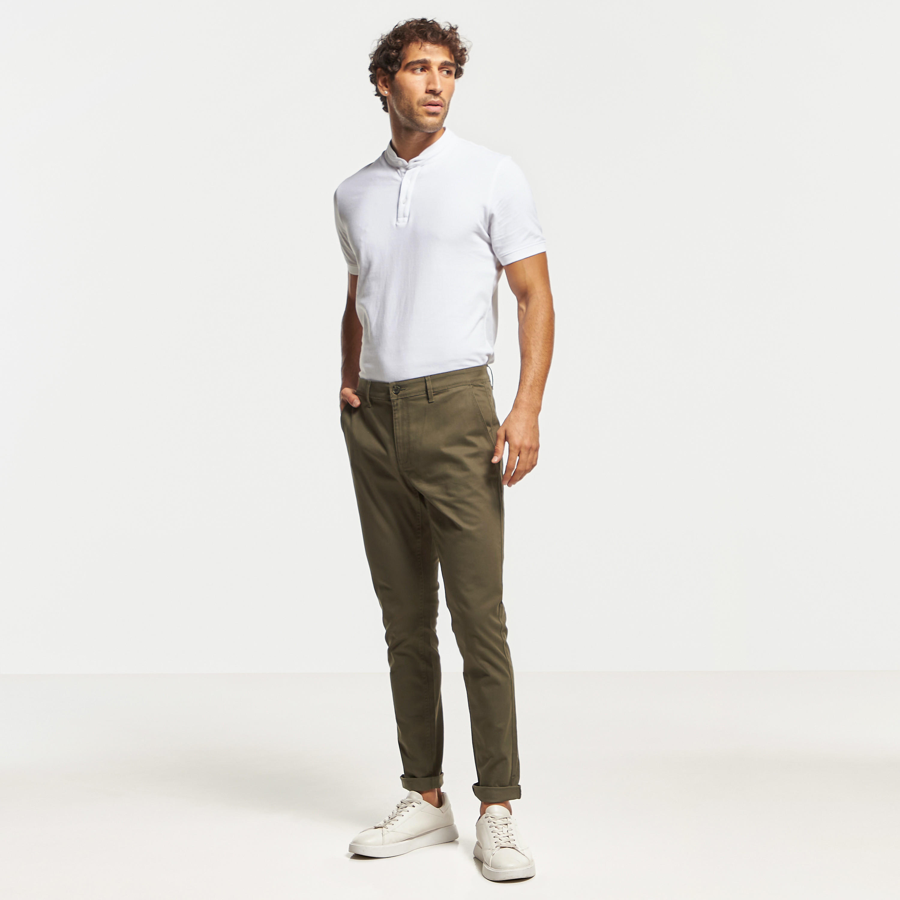 بنطلون شينو بقصّة عادية وجيوب وزر إغلاق-men-clothing-bottoms-trousersandchinos-chinos-image-6