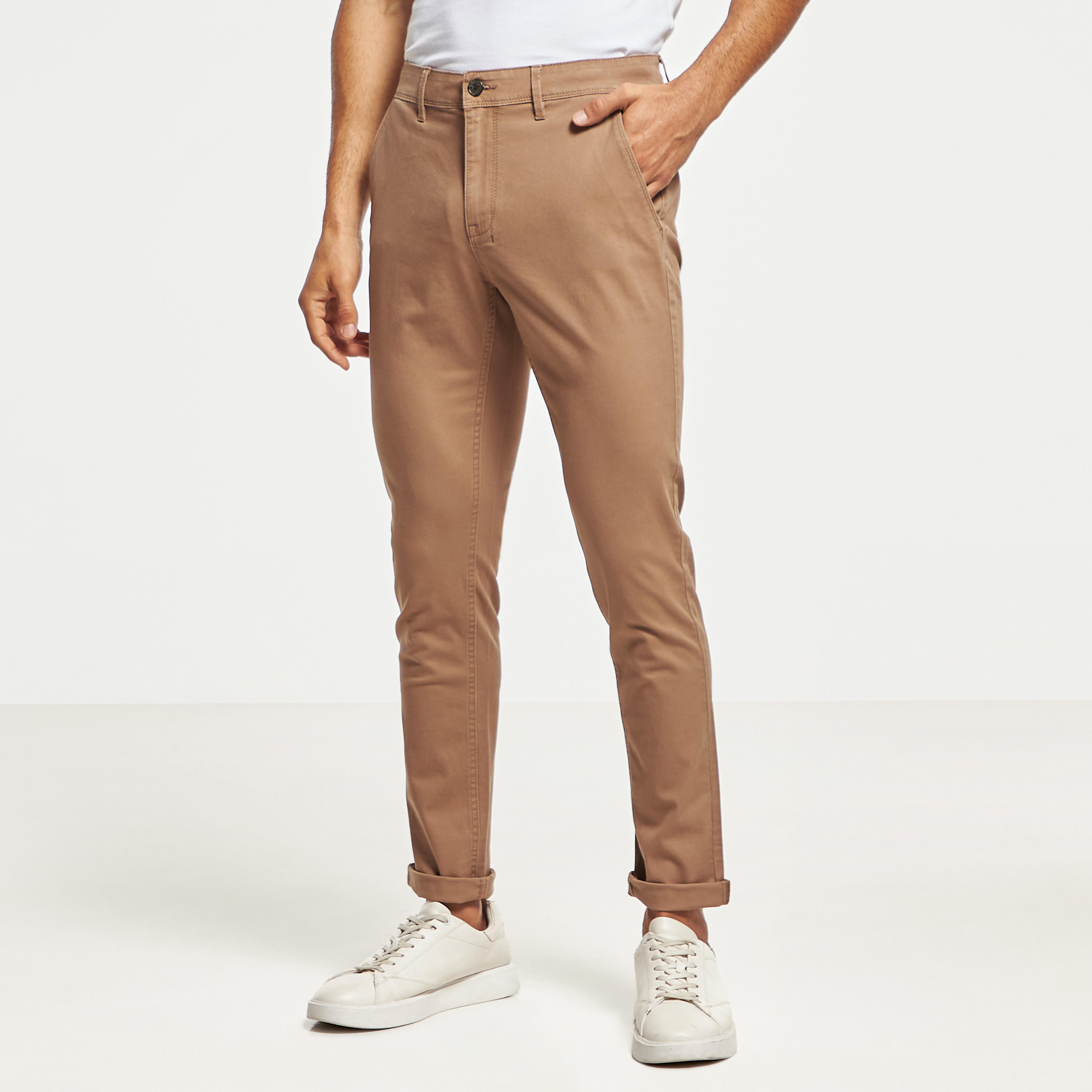 بنطلون شينو بقصّة عادية وجيوب وزر إغلاق-men-clothing-bottoms-trousersandchinos-chinos-image-9