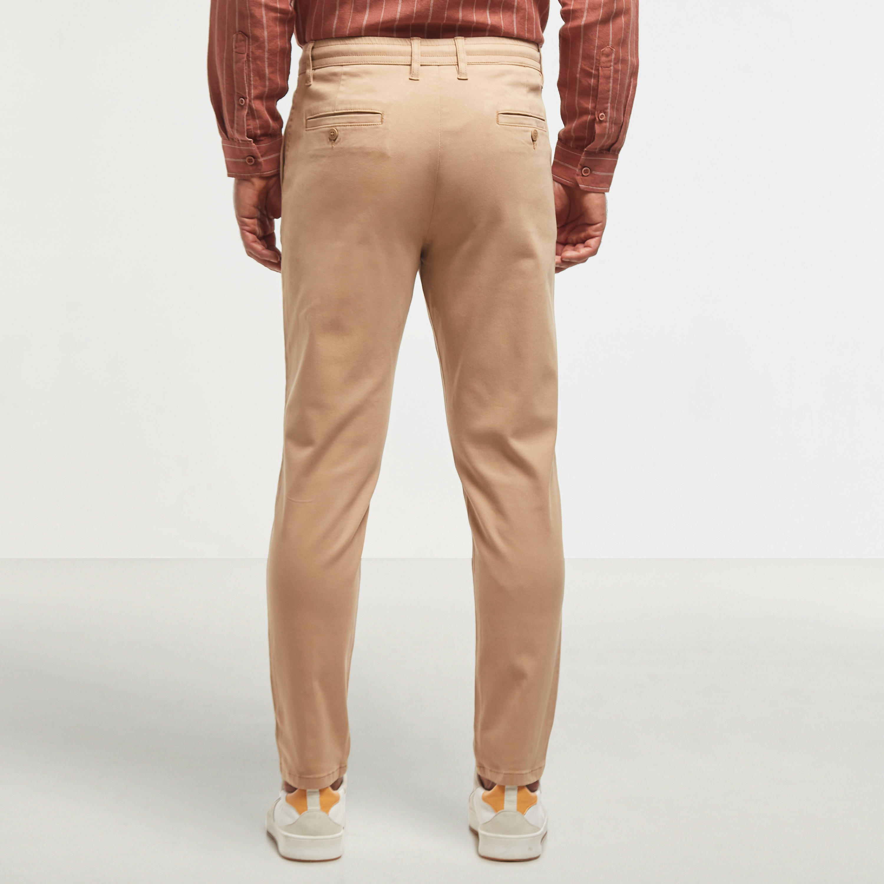 Solid Regular Fit Trousers with Pleat Detail and Button Closure-men-clothing-bottoms-trousersandchinos-trousers-image-3