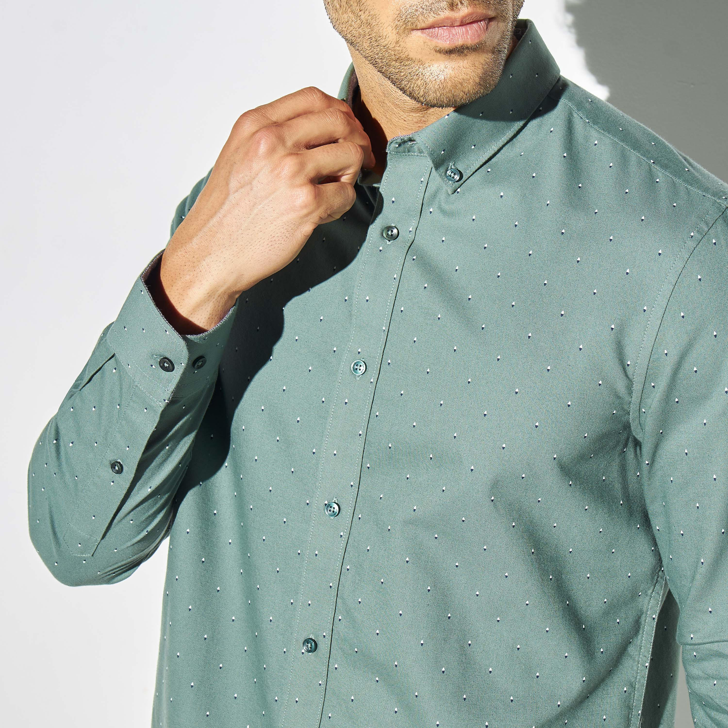 قميص أكسفورد بأكمام طويلة ووصلة أزرار وطبعات-men-clothing-shirts-image-4