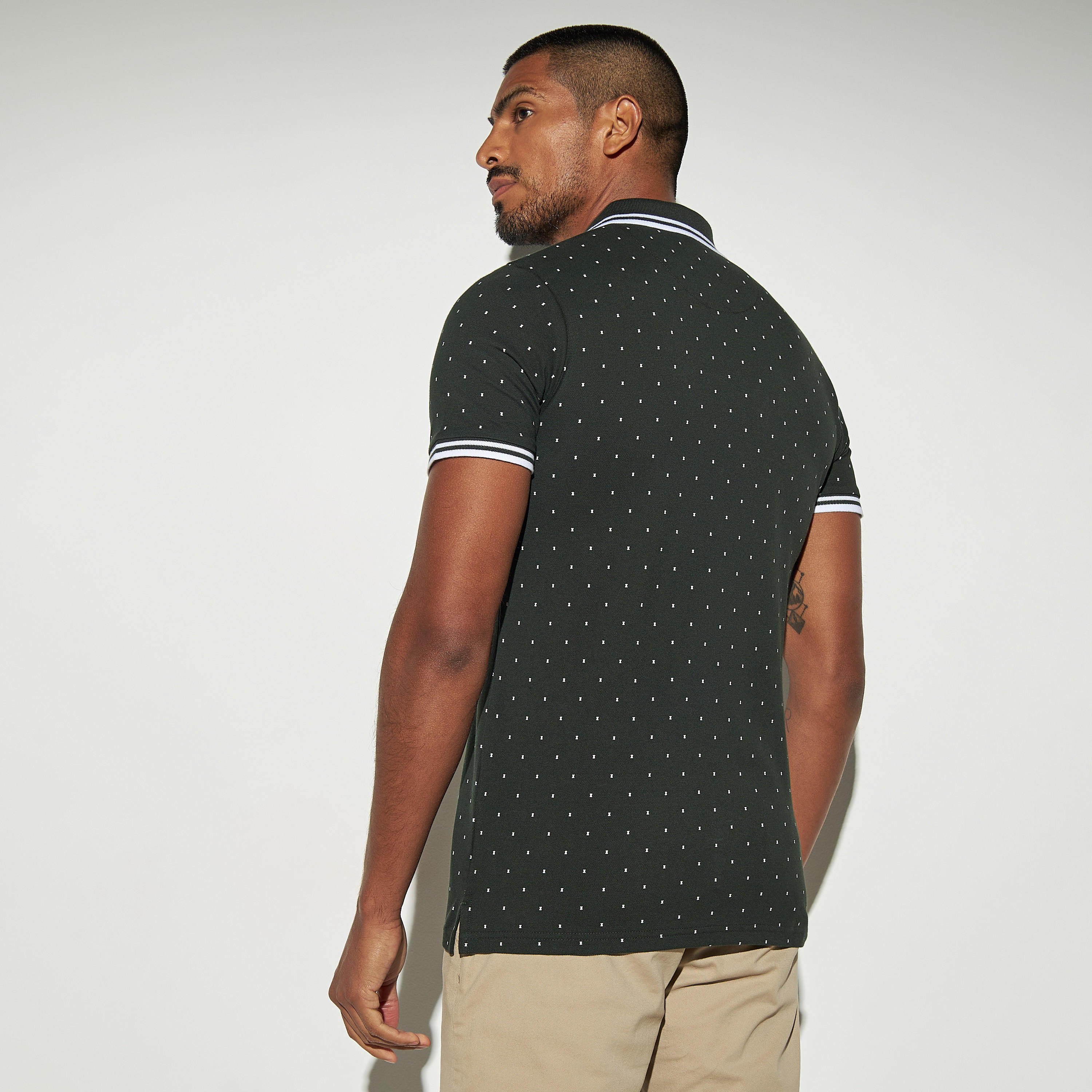 تيشيرت بولو بأكمام قصيرة وطبعات-men-clothing-tshirtsandpolos-polos-image-3
