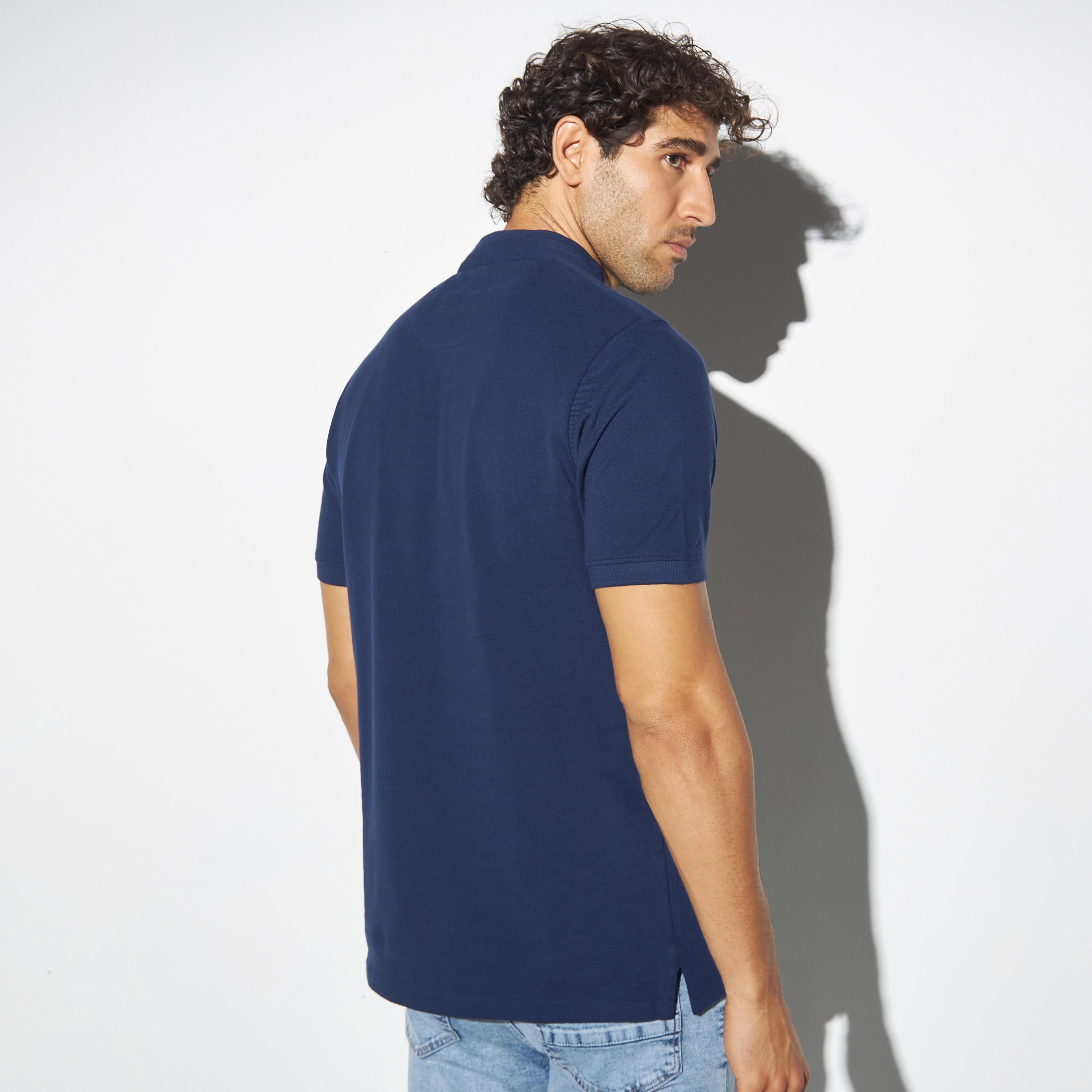 تيشيرت بولو سادة بياقة ماندارين وأكمام قصيرة-men-clothing-tshirtsandpolos-polos-image-3
