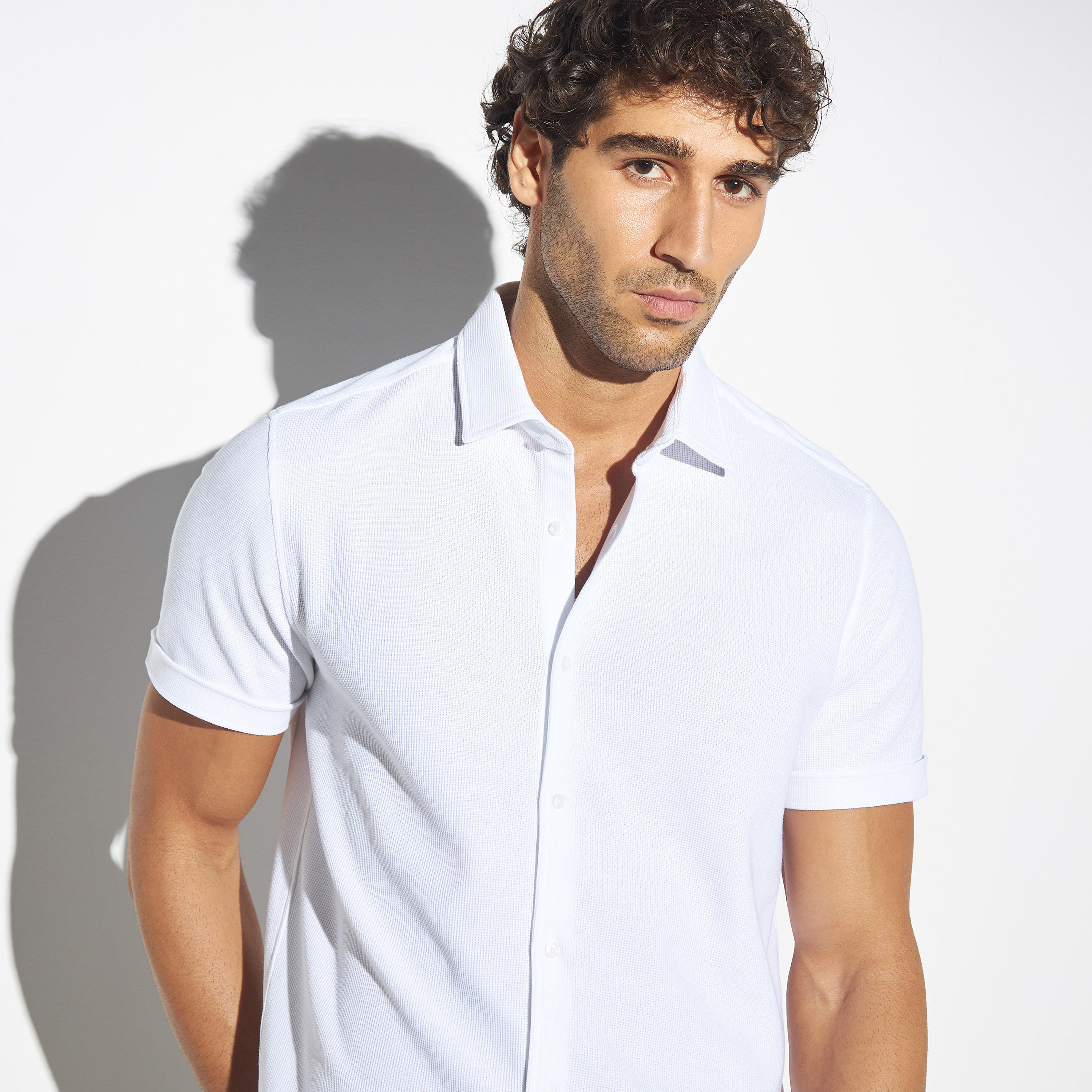 قميص سادة بأكمام قصيرة-men-clothing-shirts-image-1