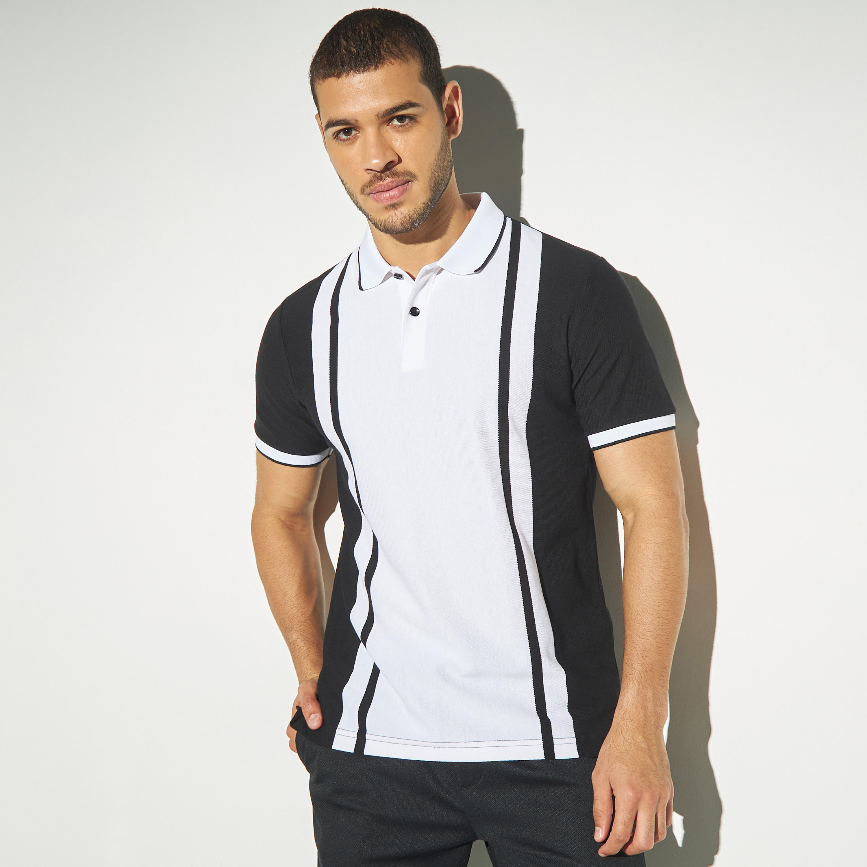 تيشيرت بولو مخطّط بأكمام قصيرة-men-clothing-tshirtsandpolos-polos-image-1