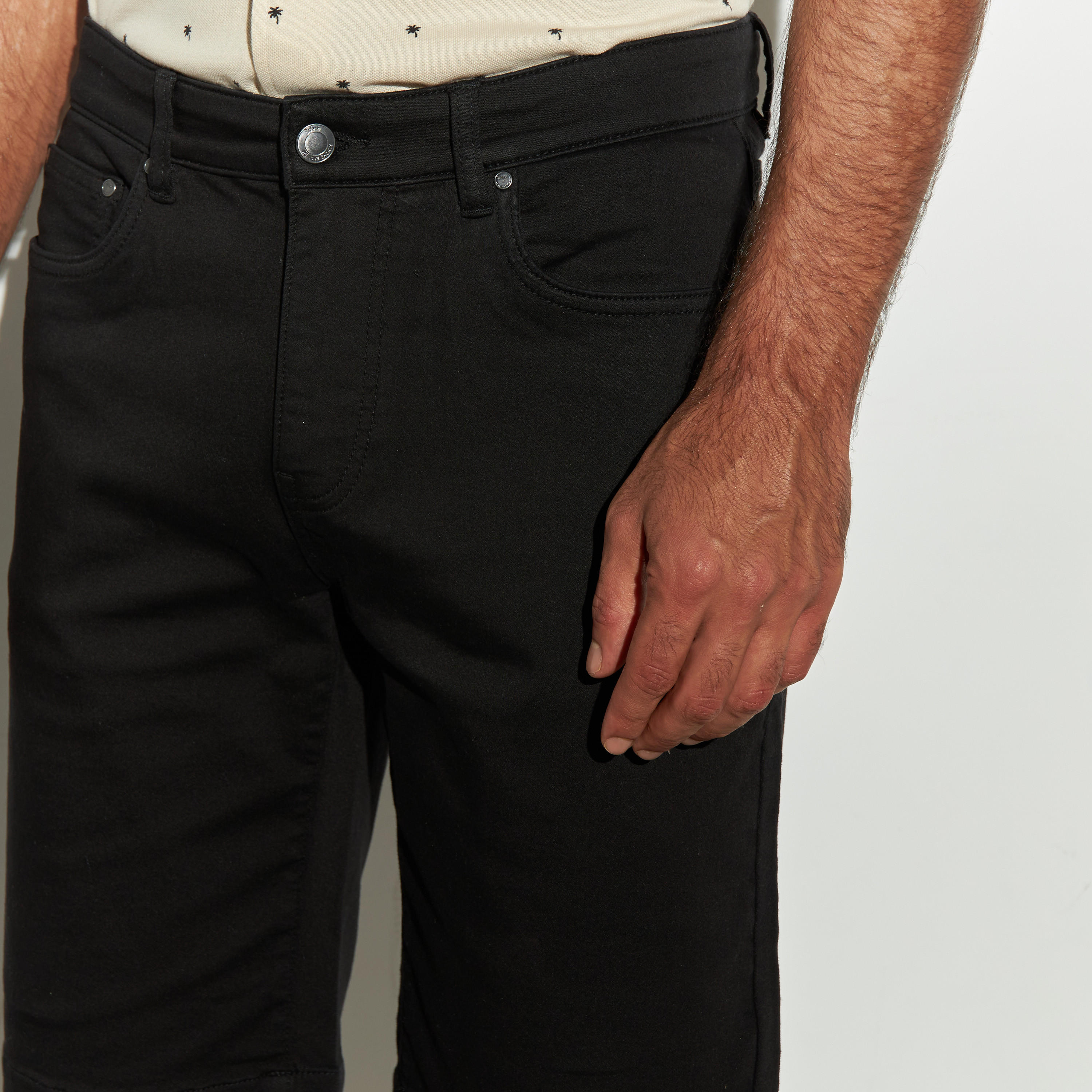 شورت سادة بزر إغلاق وجيوب-men-clothing-bottoms-shorts-image-1