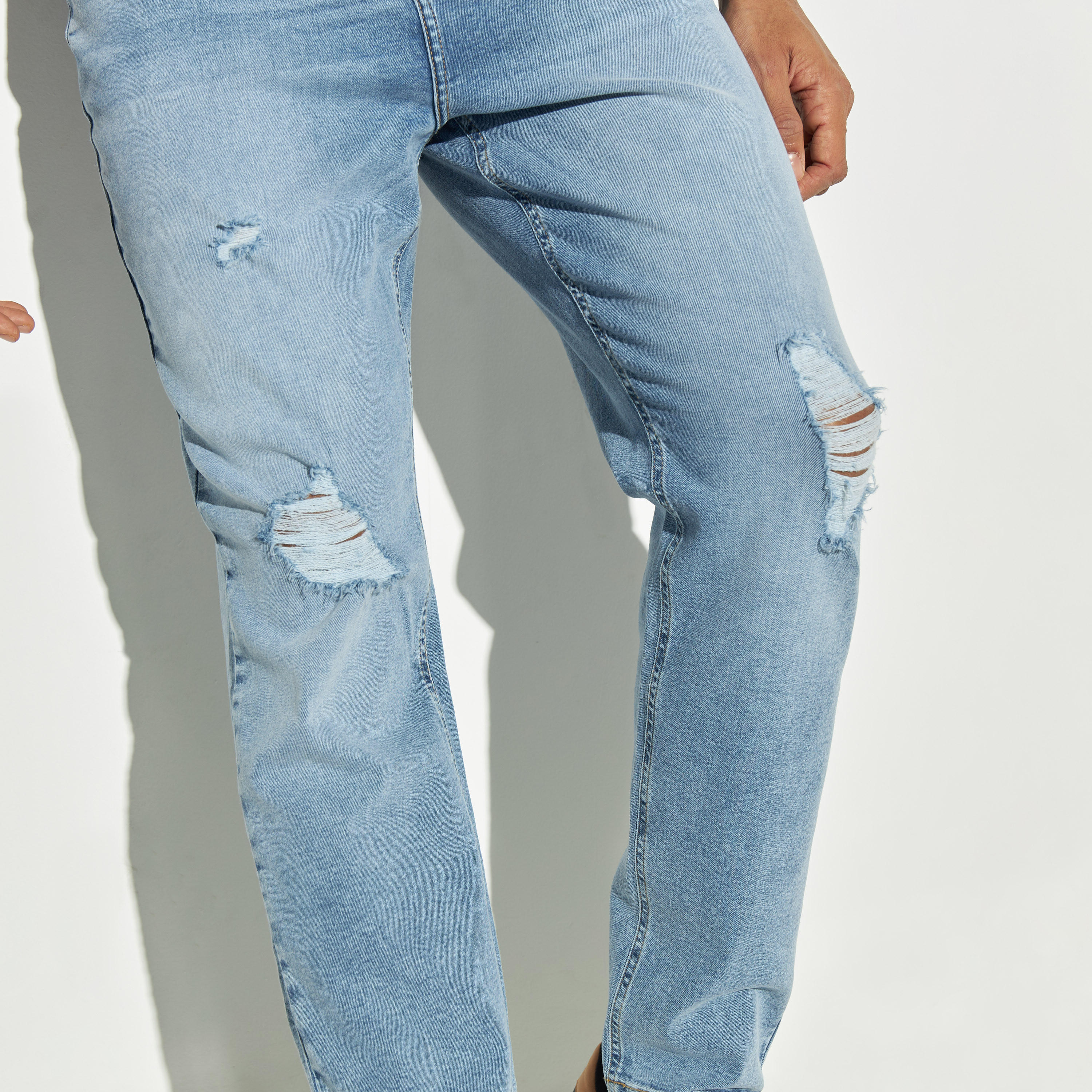 بنطلون جينز مضلّع بجيوب من آيكونيك-men-clothing-bottoms-jeans-image-4