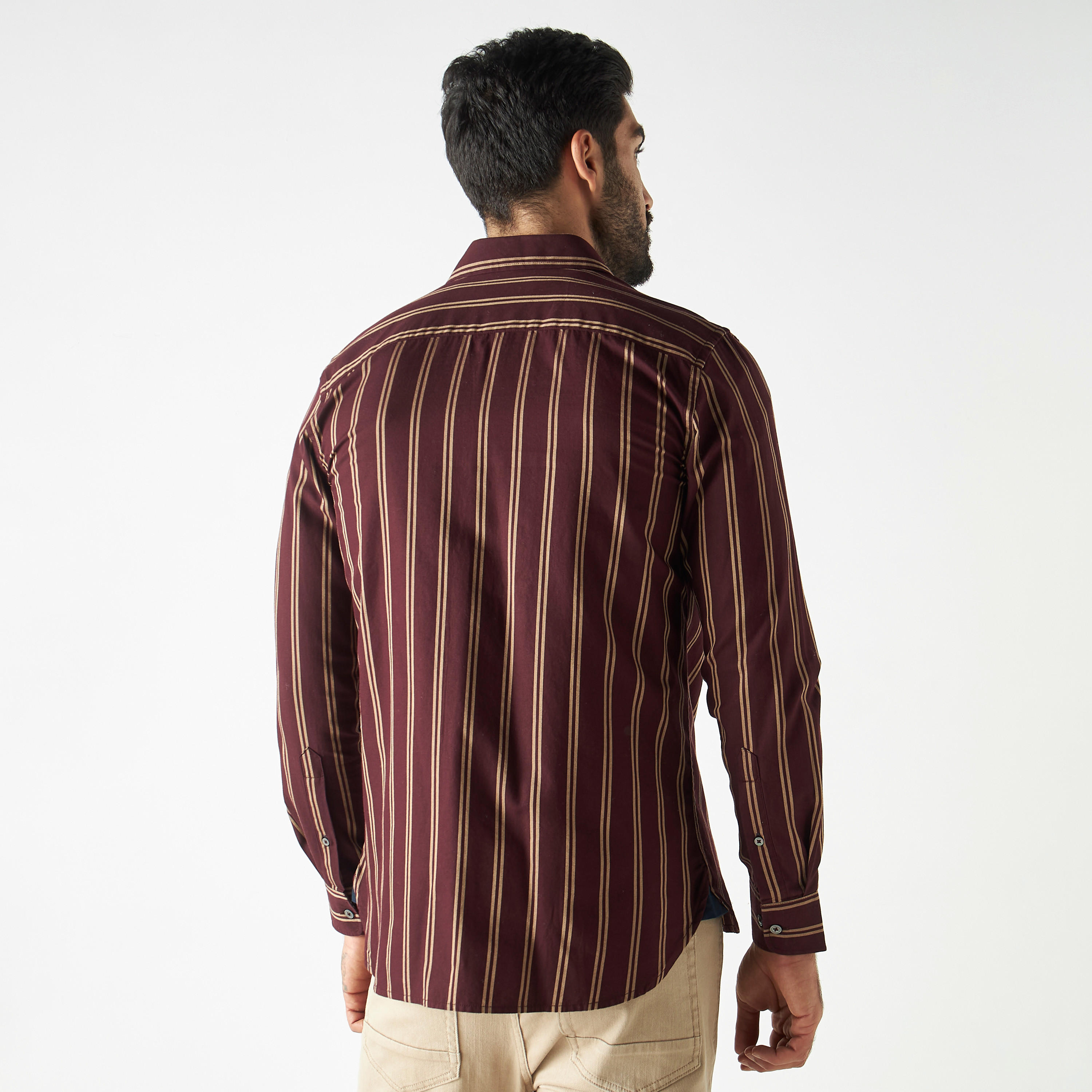 قميص مخطط بياقة بأزرار وأكمام طويلة-men-clothing-shirts-image-3