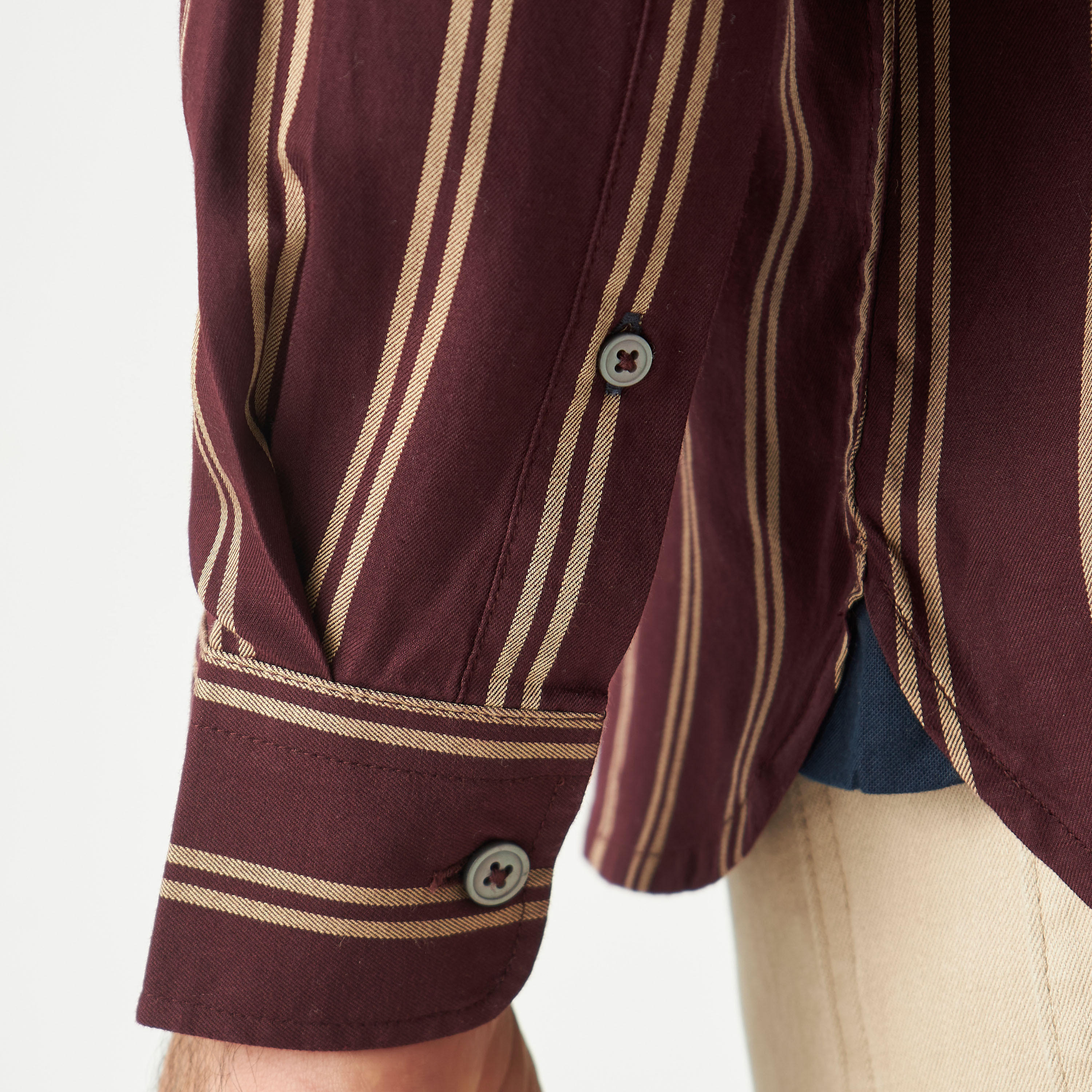 قميص مخطط بياقة بأزرار وأكمام طويلة-men-clothing-shirts-image-1
