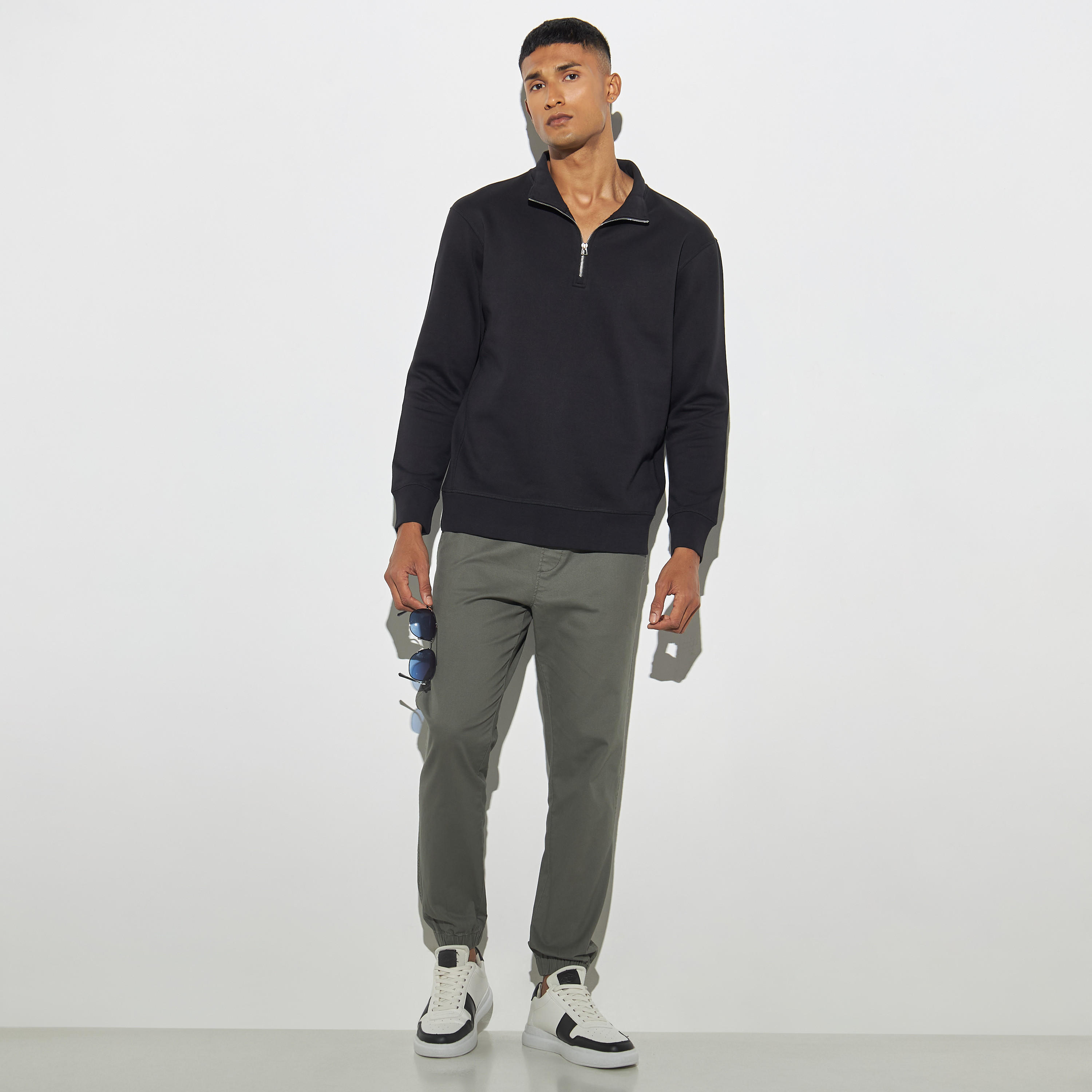 سويت شيرت بأكمام طويلة وسحّاب إغلاق-men-winterwear-hoodiesandsweatshirts-image-3