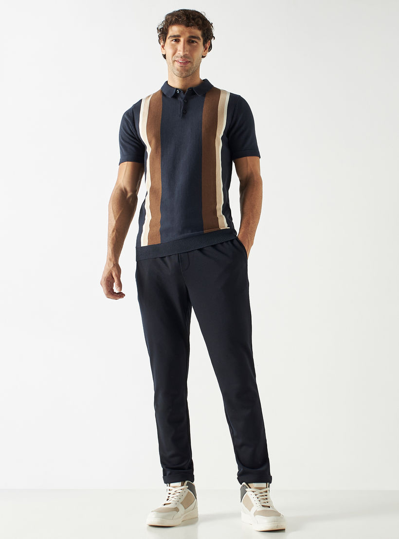 شورت بيكيه سادة بجيوب ورباط إغلاق-men-clothing-bottoms-joggers-image-3