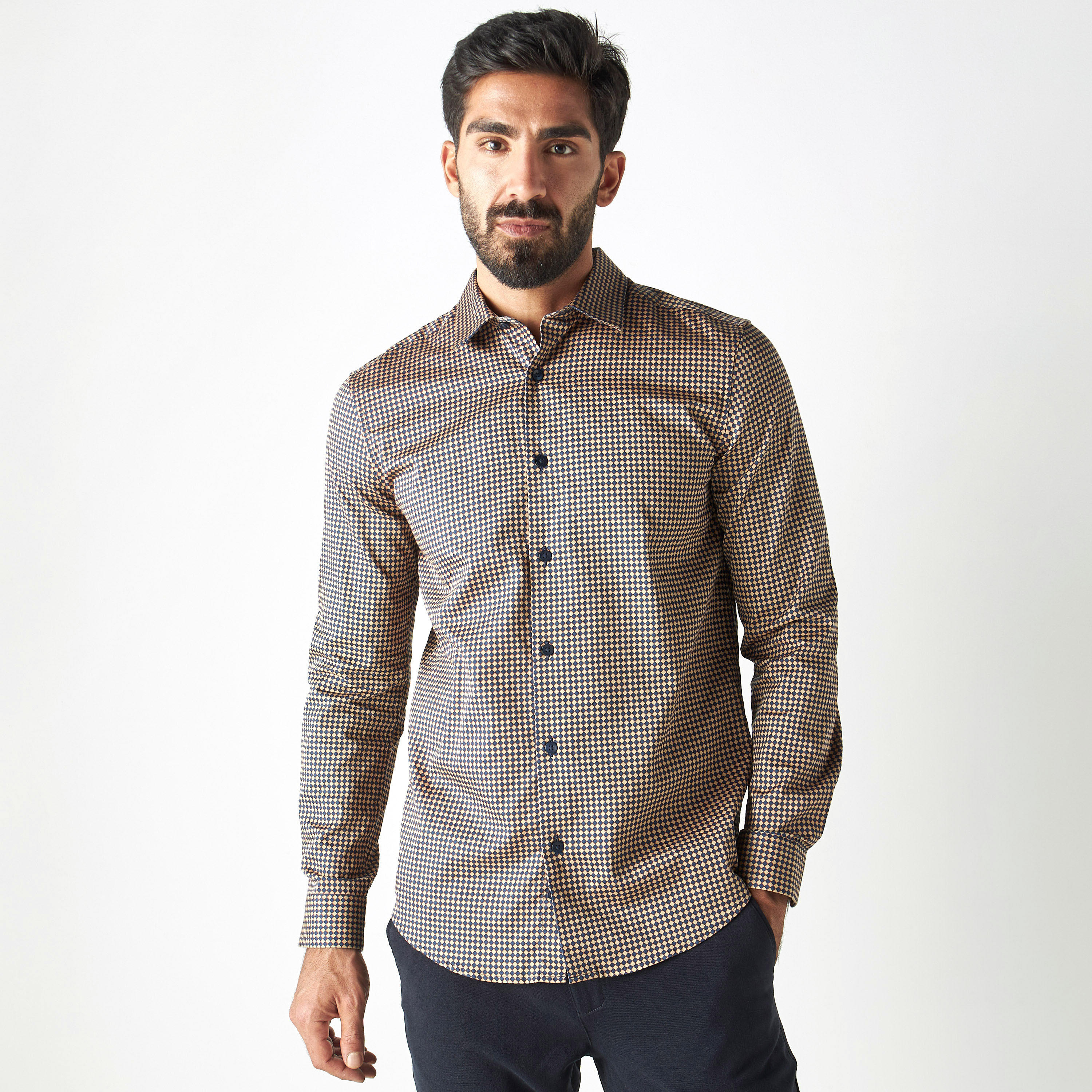 قميص بطبعات وأكمام طويلة-men-clothing-shirts-image-5