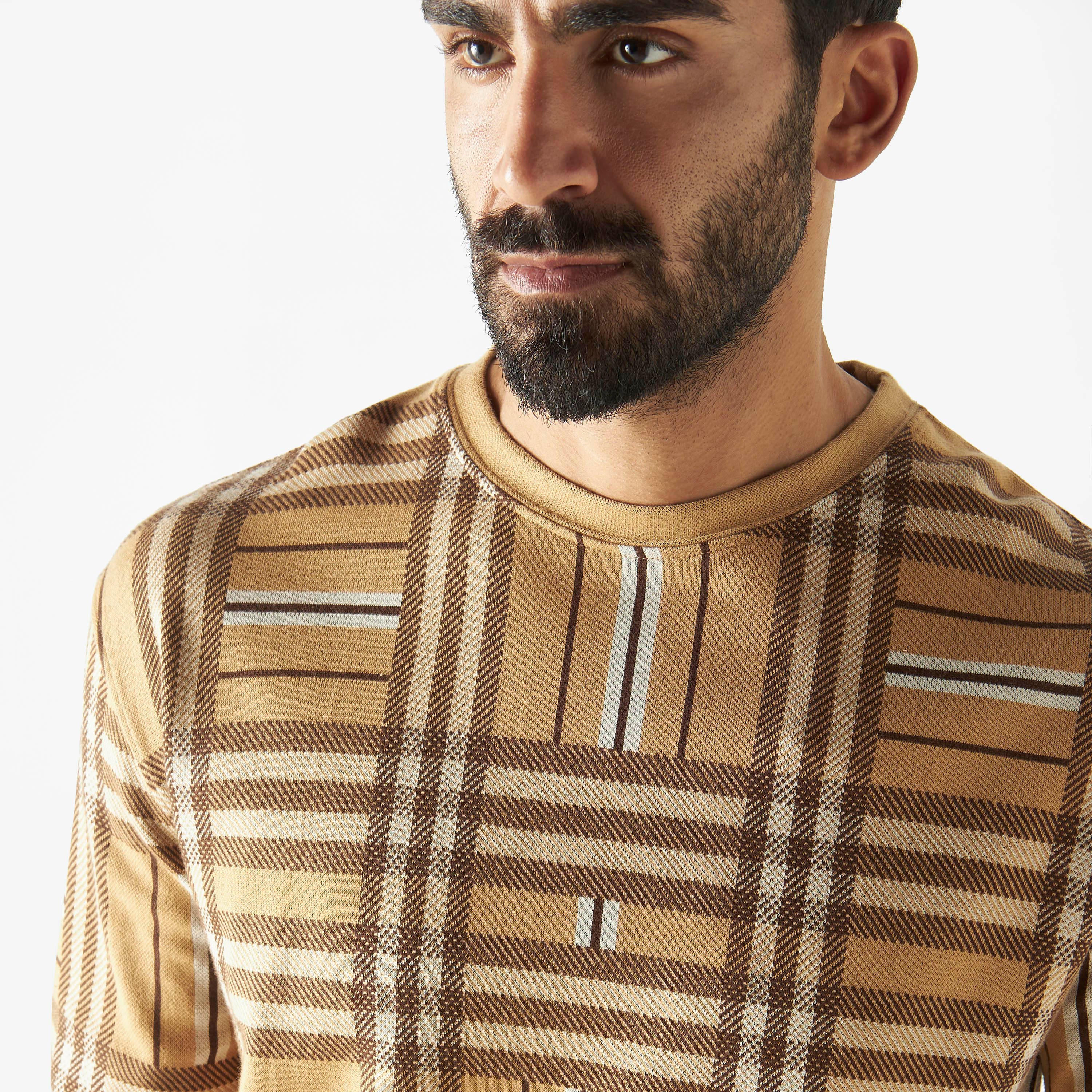 سويت شيرت كاروهات بياقة ضيقة وأكمام طويلة من آيكونيك-men-winterwear-hoodiesandsweatshirts-image-4