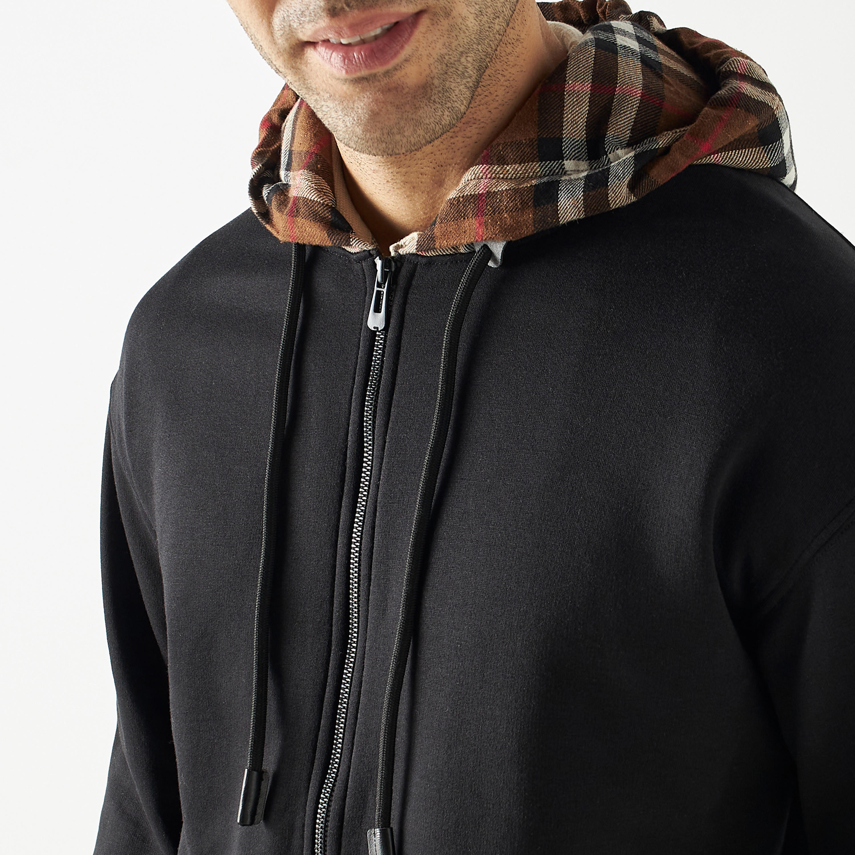 هودي كاروهات بسحّاب وأكمام طويلة من آيكونيك-men-winterwear-hoodiesandsweatshirts-image-5