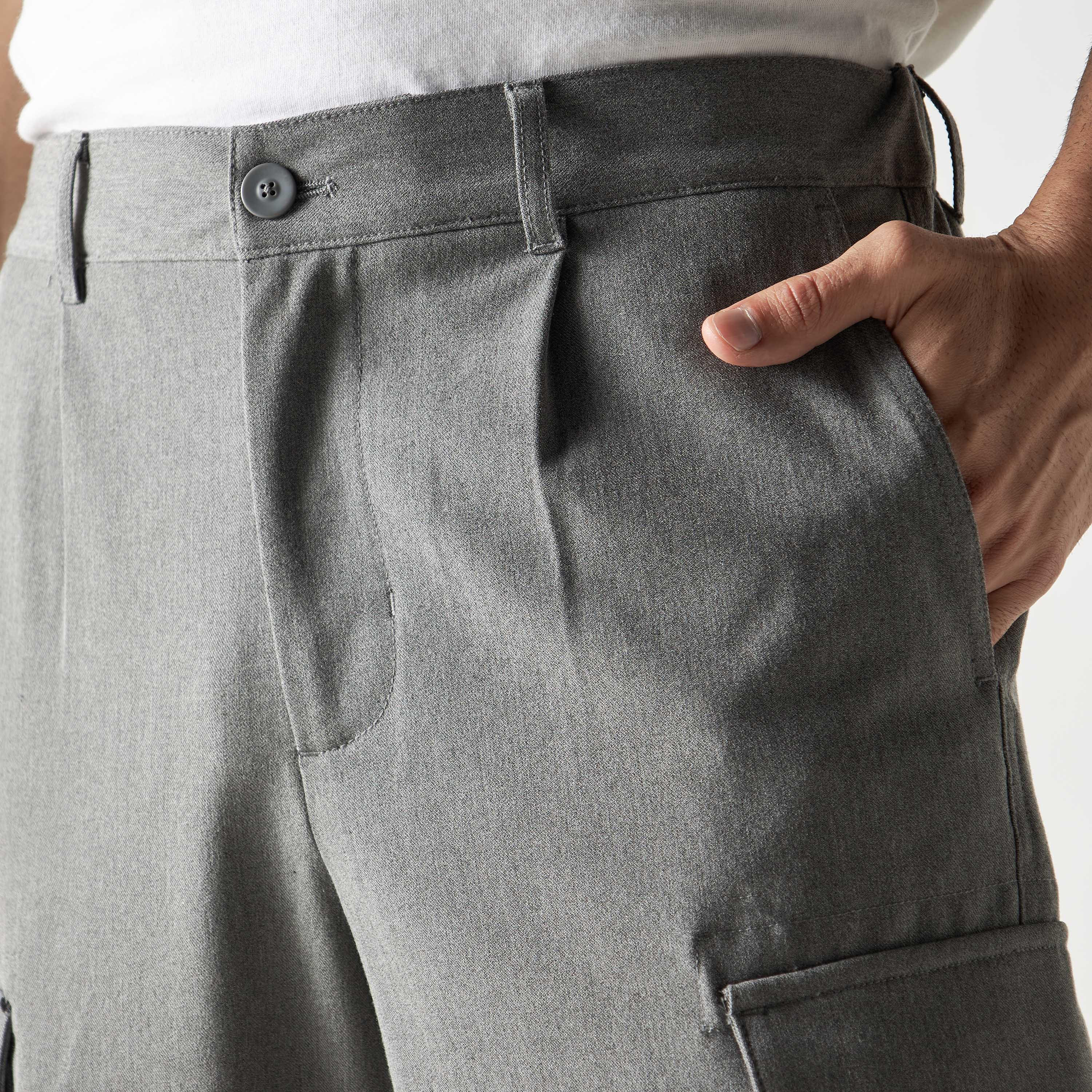 Iconic Regular Fit Solid Cargo Pants-men-clothing-bottoms-trousersandchinos-trousers-image-4