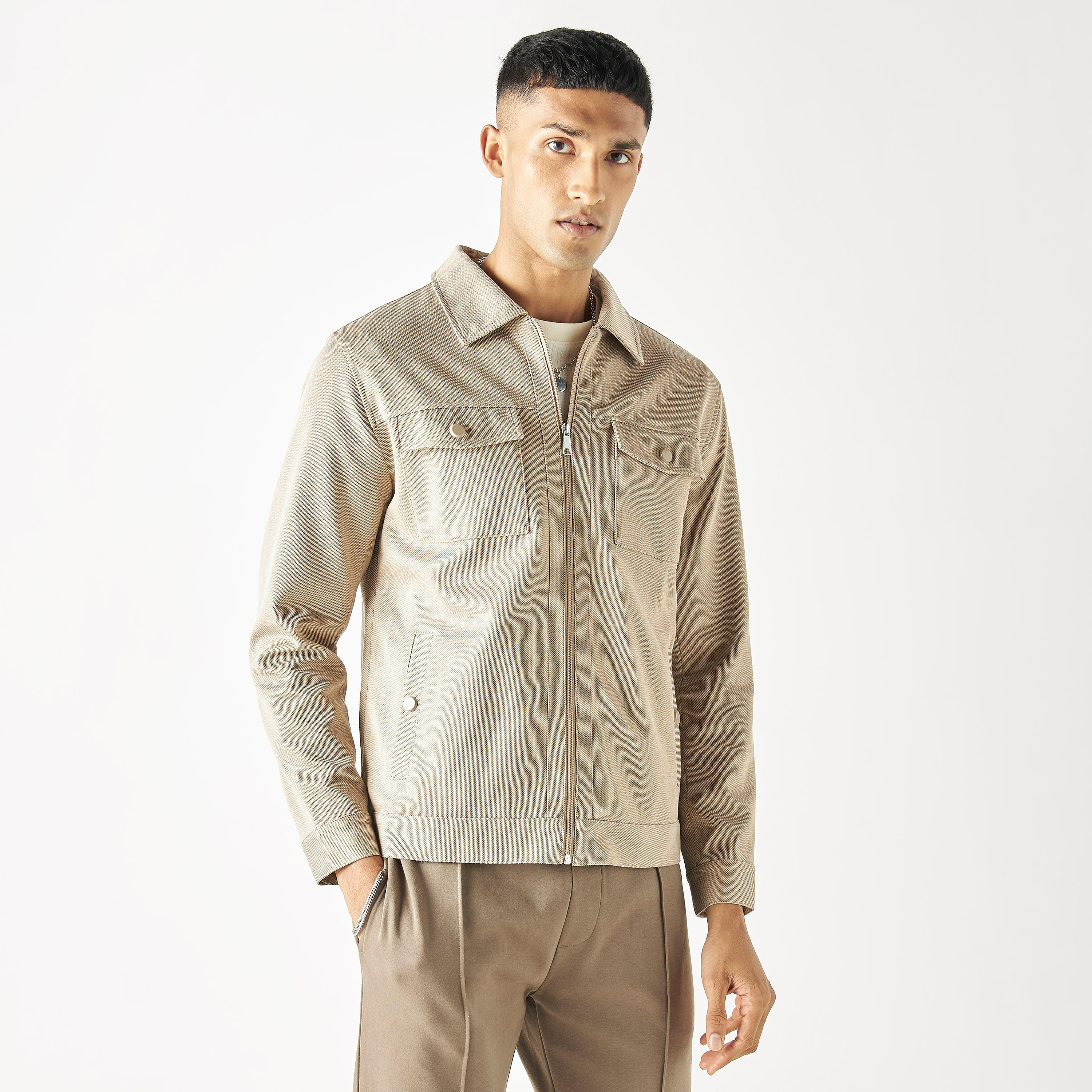 جاكيت بارز الملمس بجيوب وسحاب من آيكونيك-men-clothing-jacketsandblazers-jackets-image-5