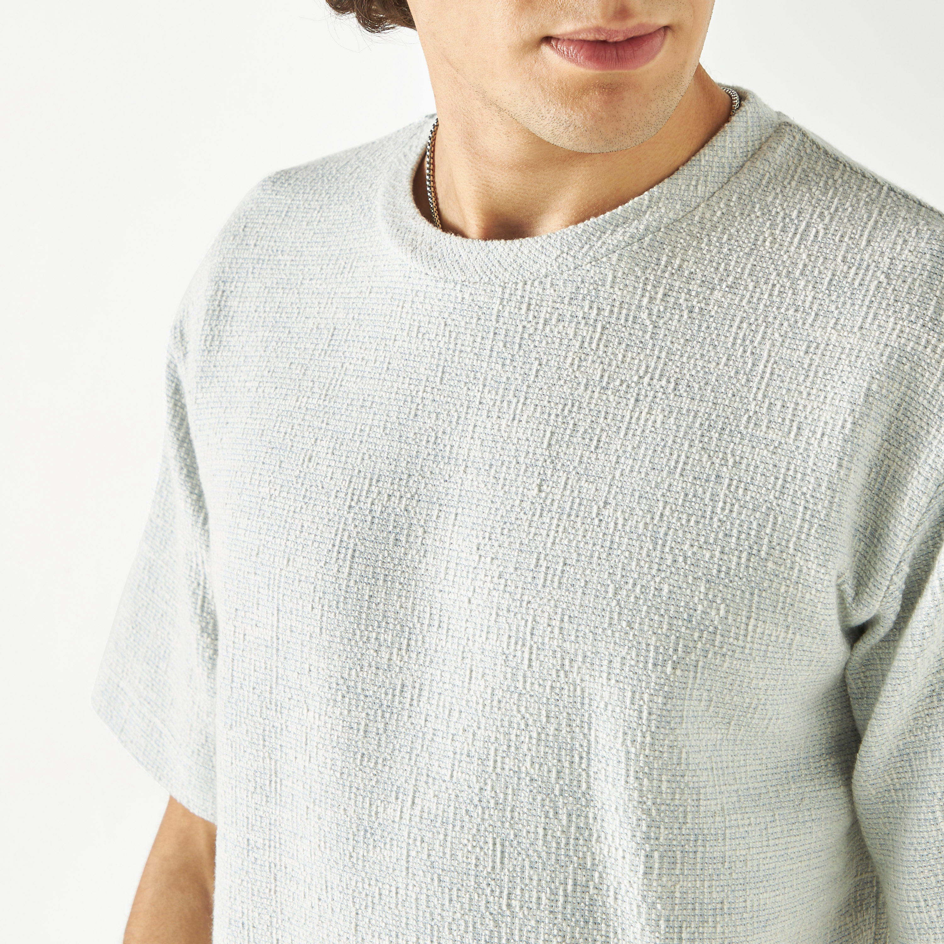 تيشيرت بارز الملمس بياقة ضيّقة وأكمام قصيرة من آيكونيك-men-clothing-tshirtsandpolos-tshirts-image-4