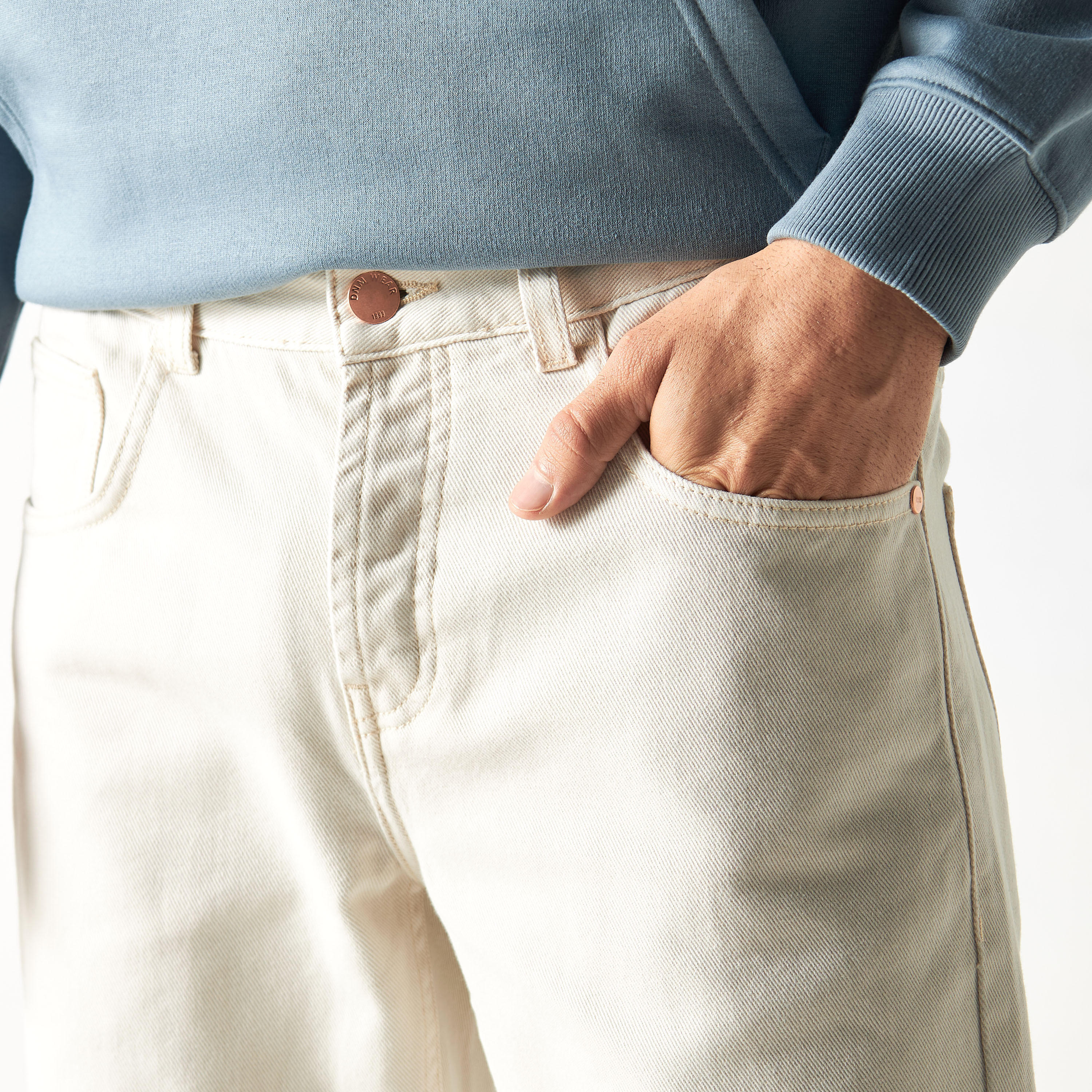بنطلون جينز بقصّة مستقيمة من آيكونك-men-clothing-bottoms-jeans-image-4