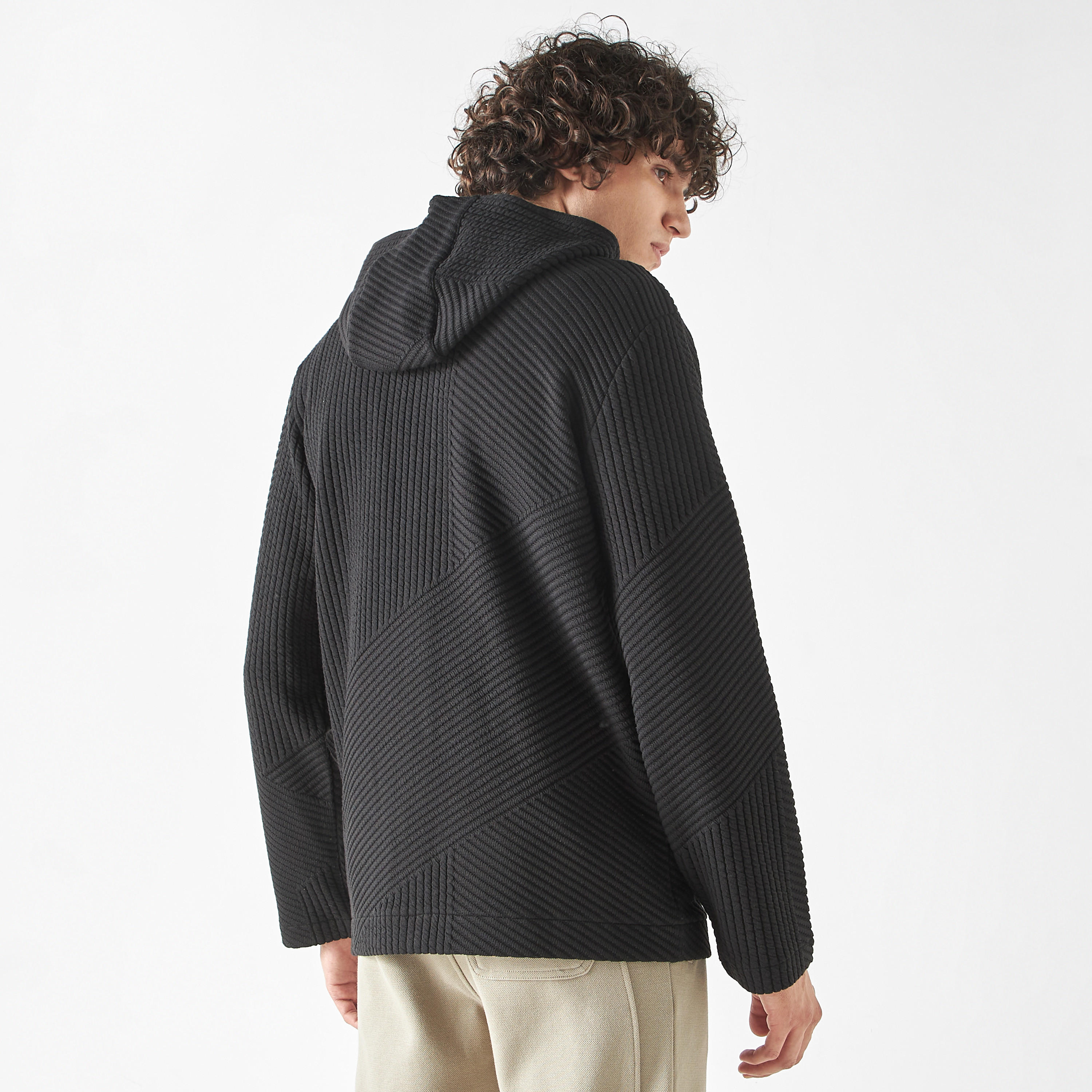 هودي بارز الملمس بسحّاب وأكمام طويلة من آيكونيك-men-winterwear-hoodiesandsweatshirts-image-3